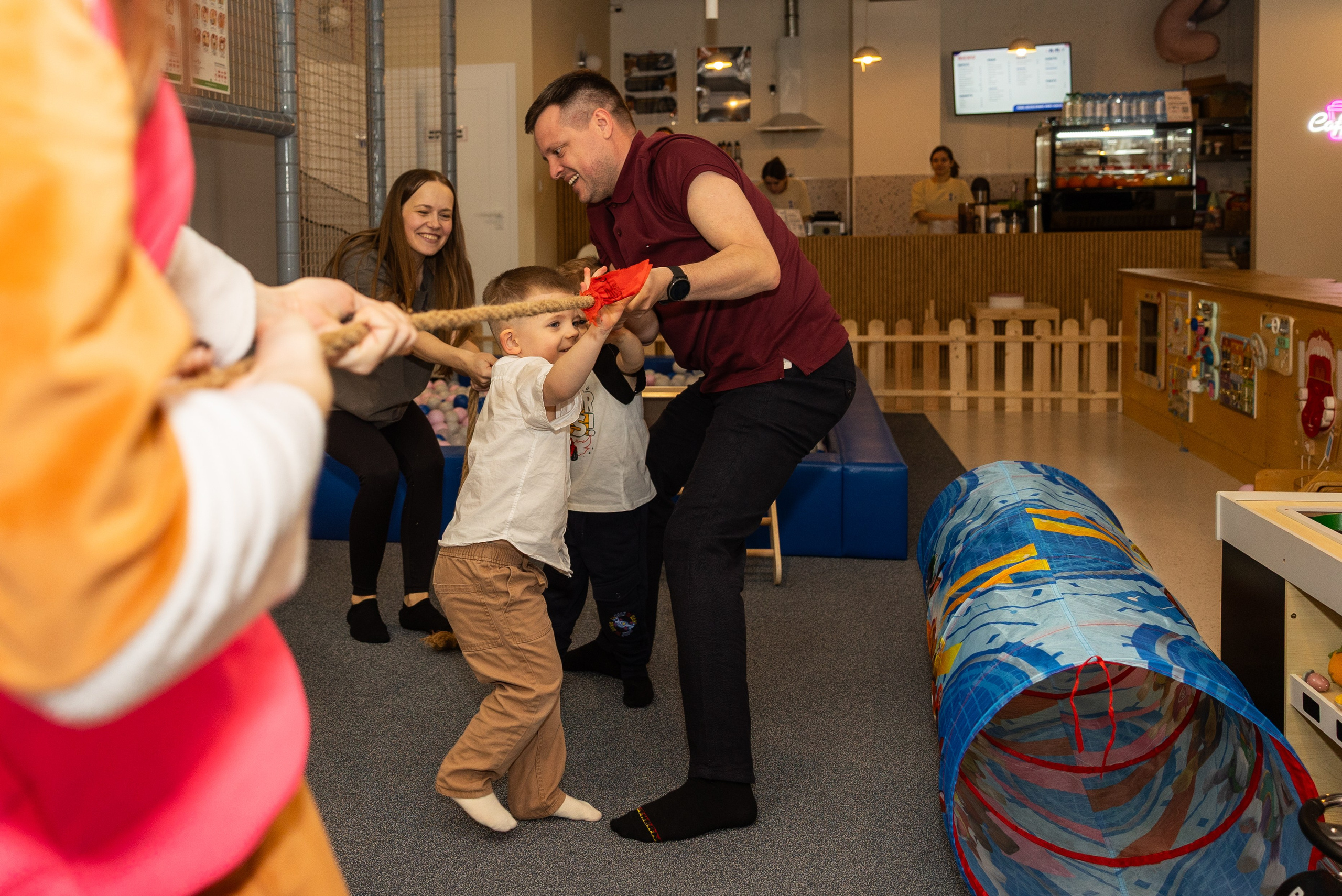 День рождения Артёма 24 января 2026 года. Семейный и детский фотограф в Варшаве Мила Бобровская