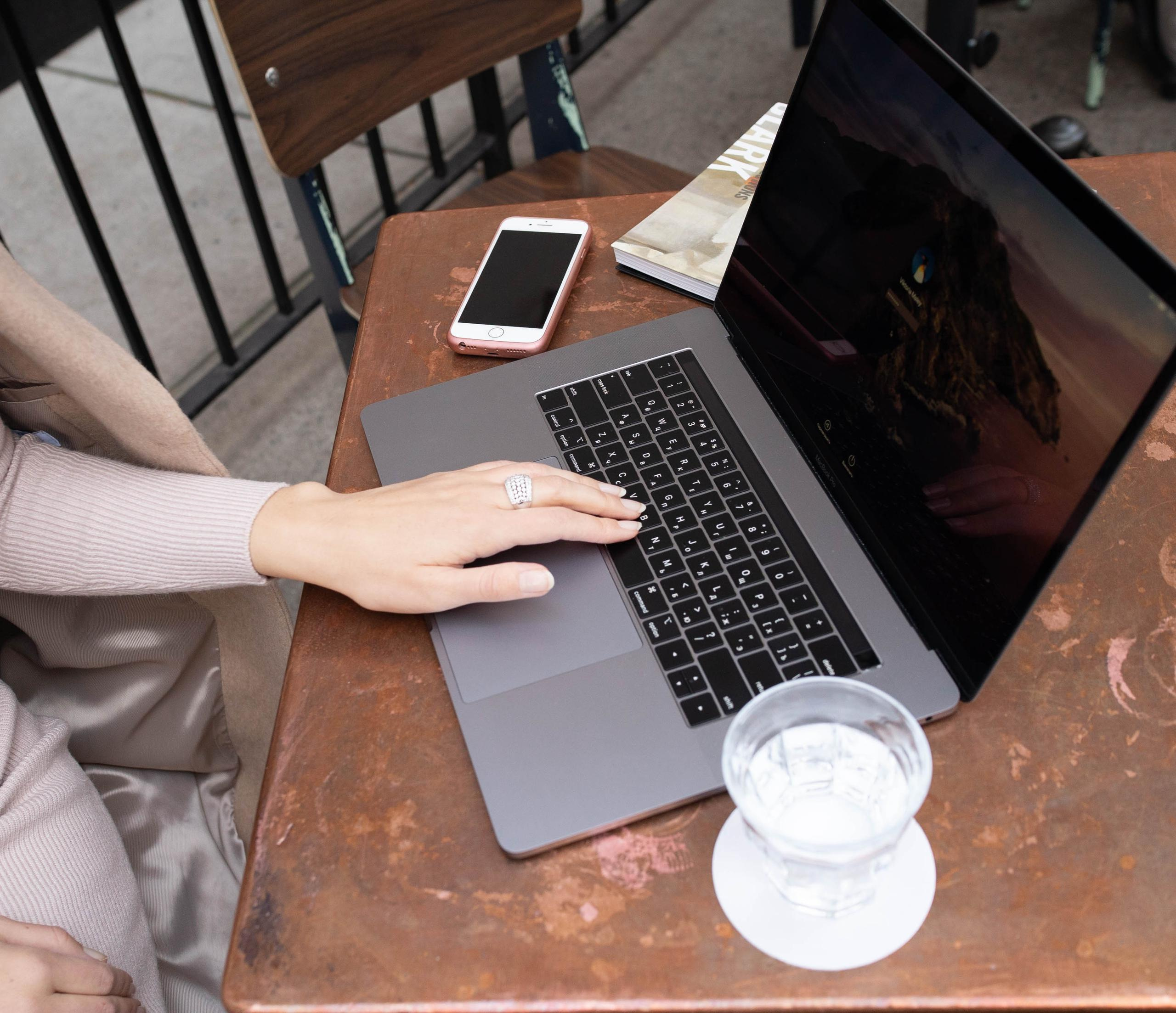 Контакты. Главная