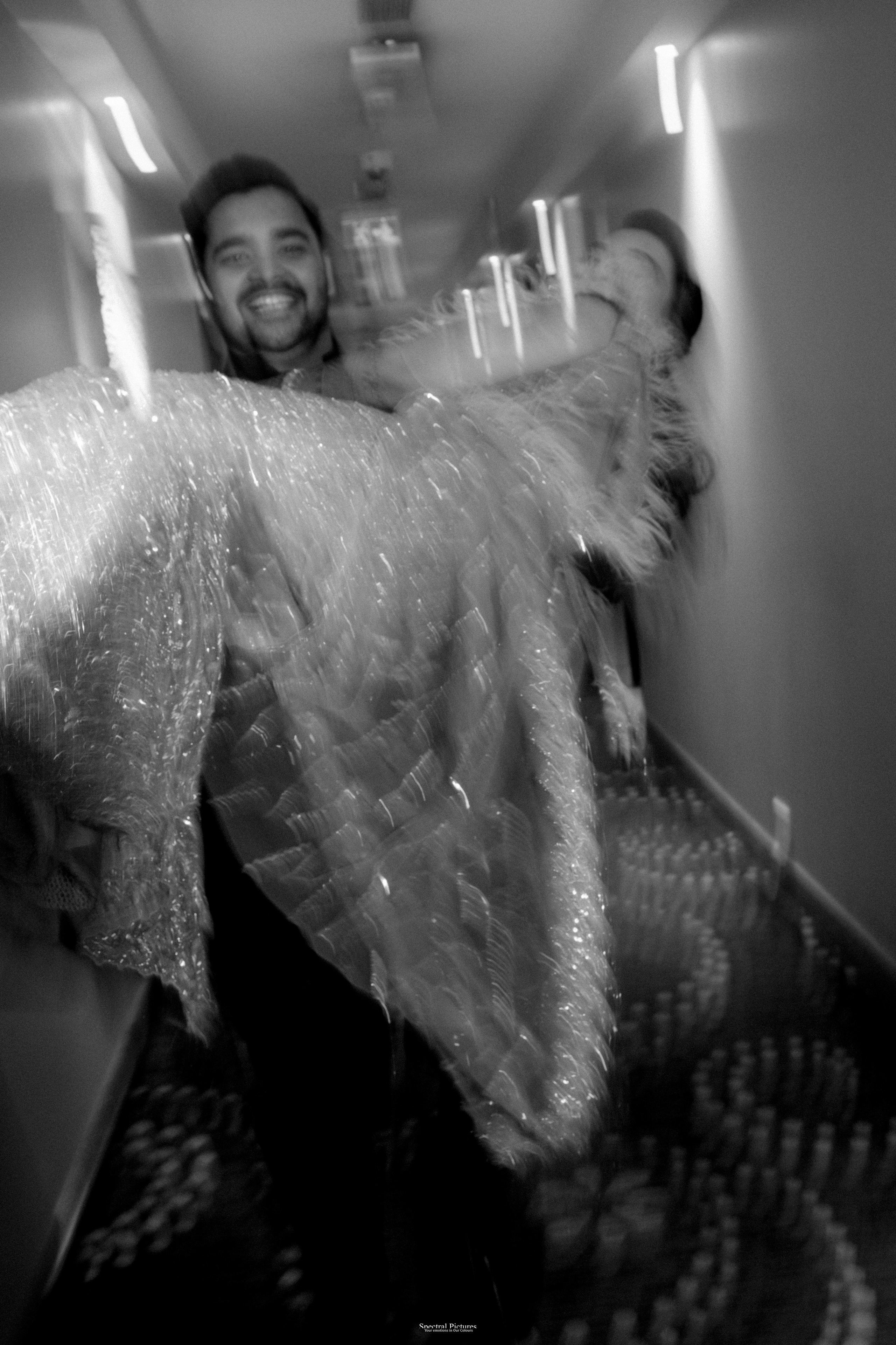 #ADIकीAESHहै