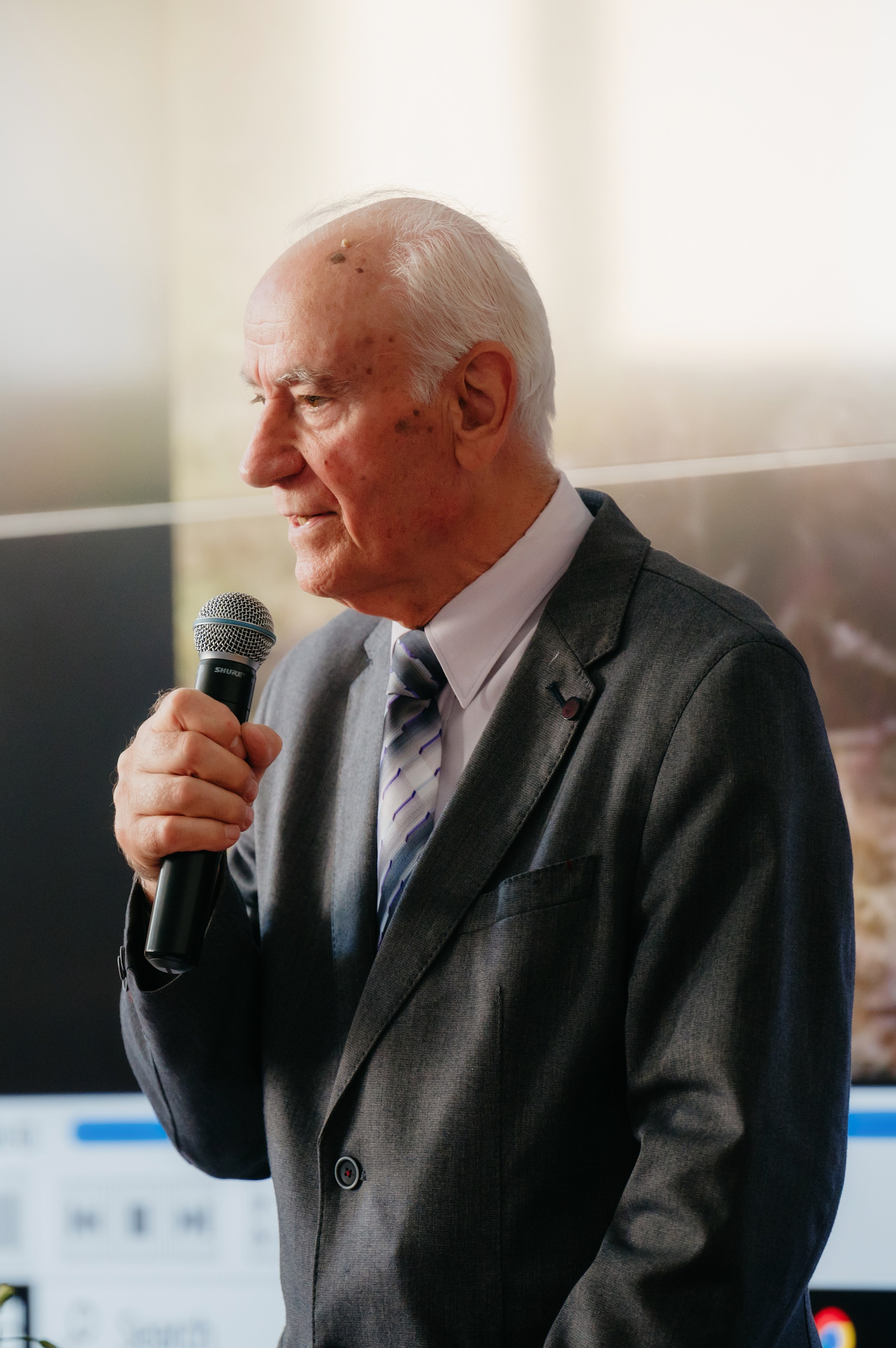 Medicina Veterinara — dupa 30 de ani…. Laurentiu Stefan StoryTeller