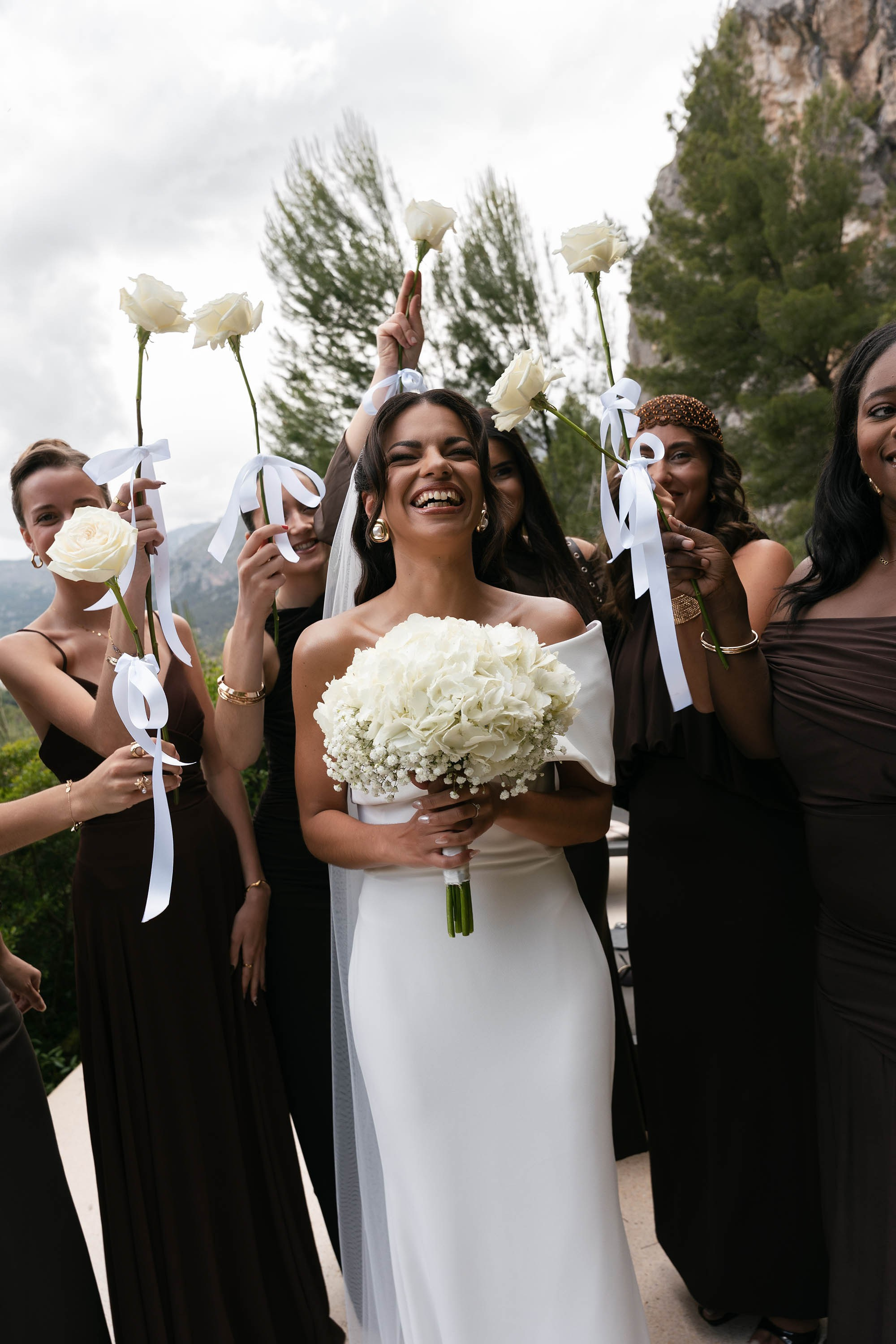 Sarah and Theo — VIVOOD. Fotógrafos de bodas de destino y creadores de contenido con base en España