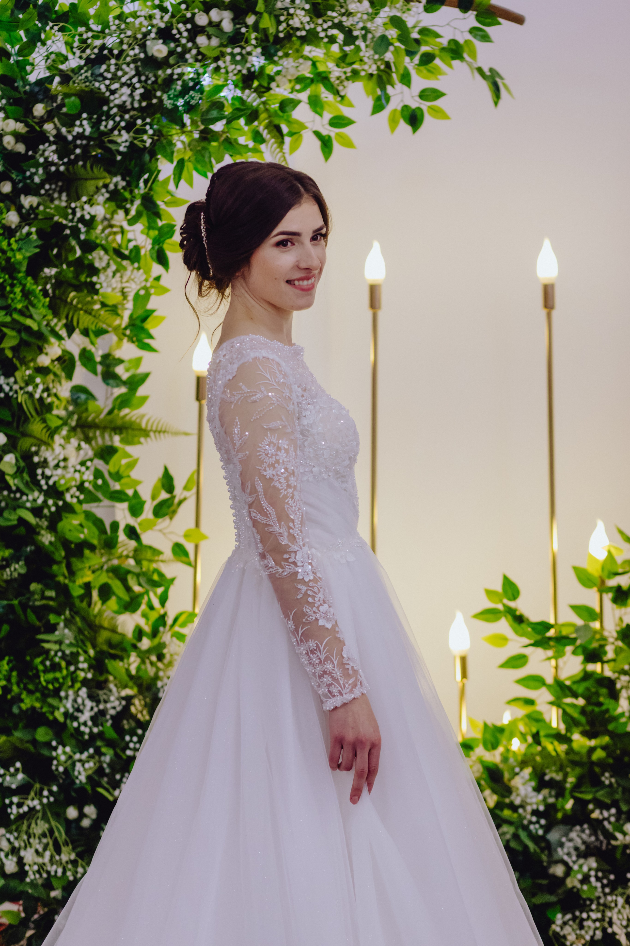 Adi & Angela. Wedding & couple photographer from Romania Rut Vetan