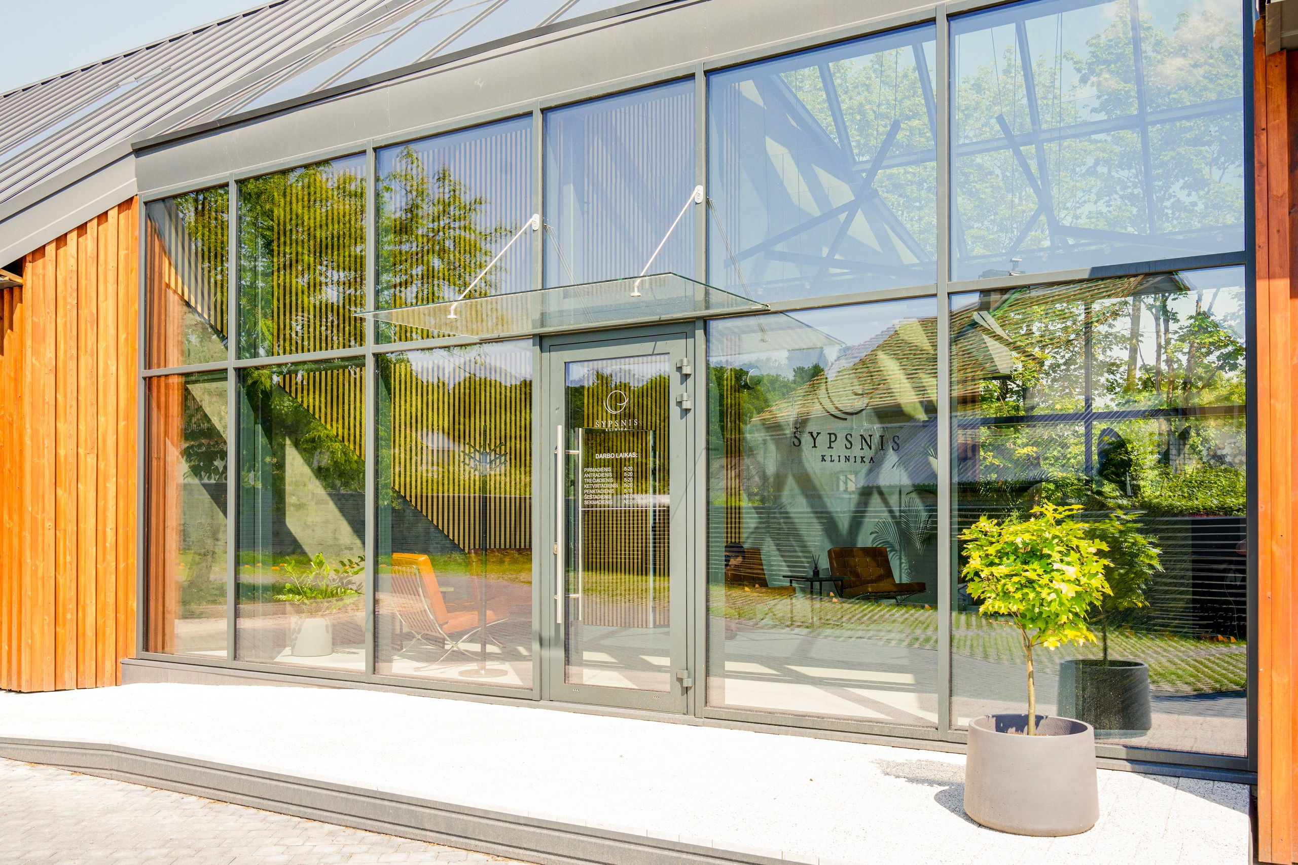 Žaliųjų ežerų g. 27. Elina Sapiega fotografė Vilniuje