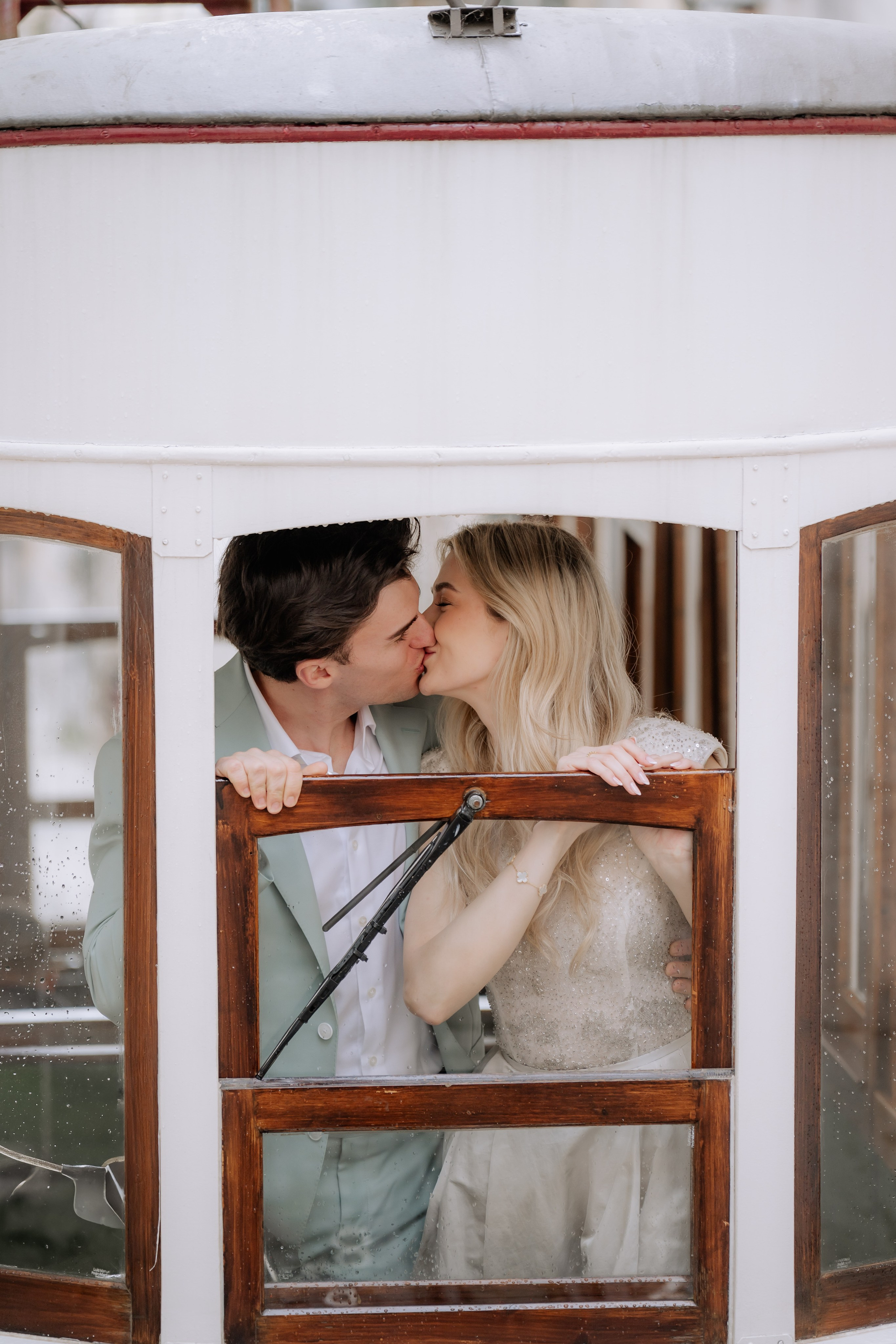 Proud Vision Weddings | Wedding Photography & Film — Servicii profesionale Foto Video Nunta Iasi