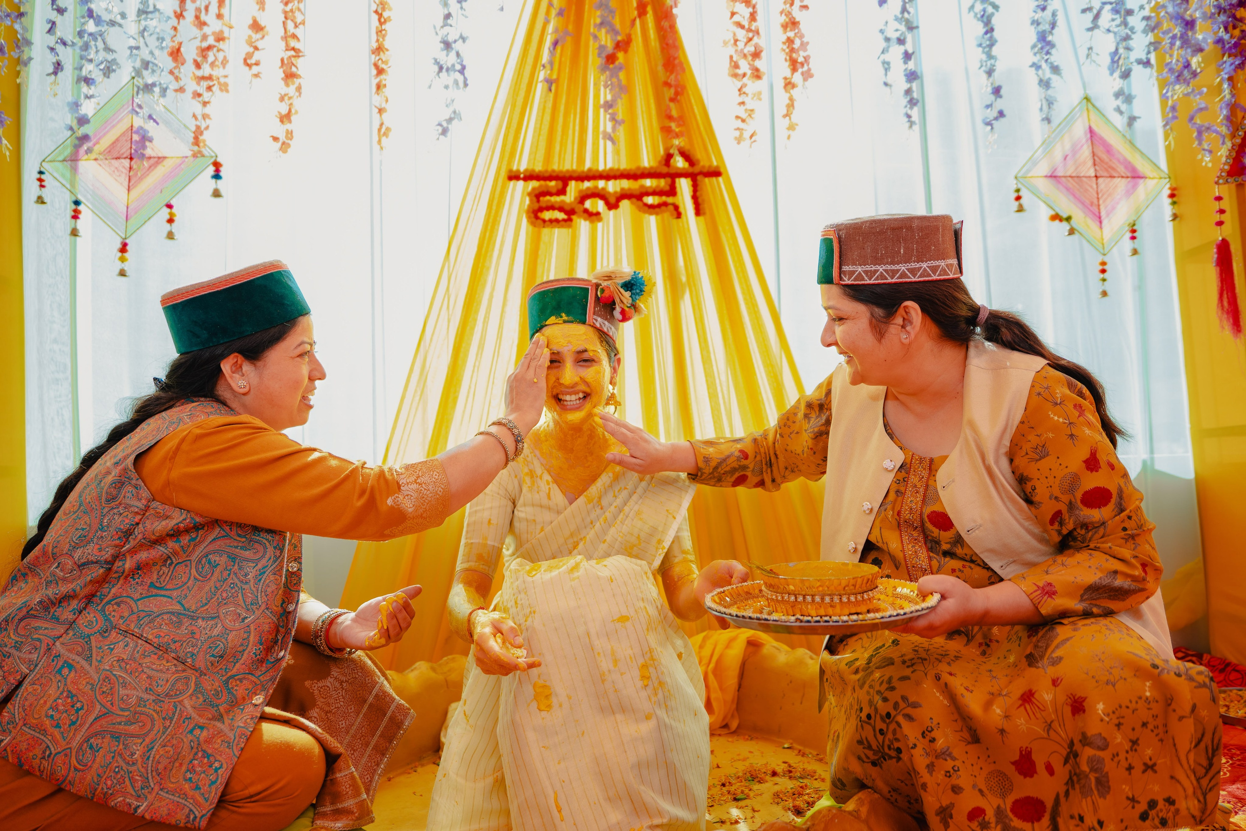 Arti & Akshay. Wedding and Family photographer in india