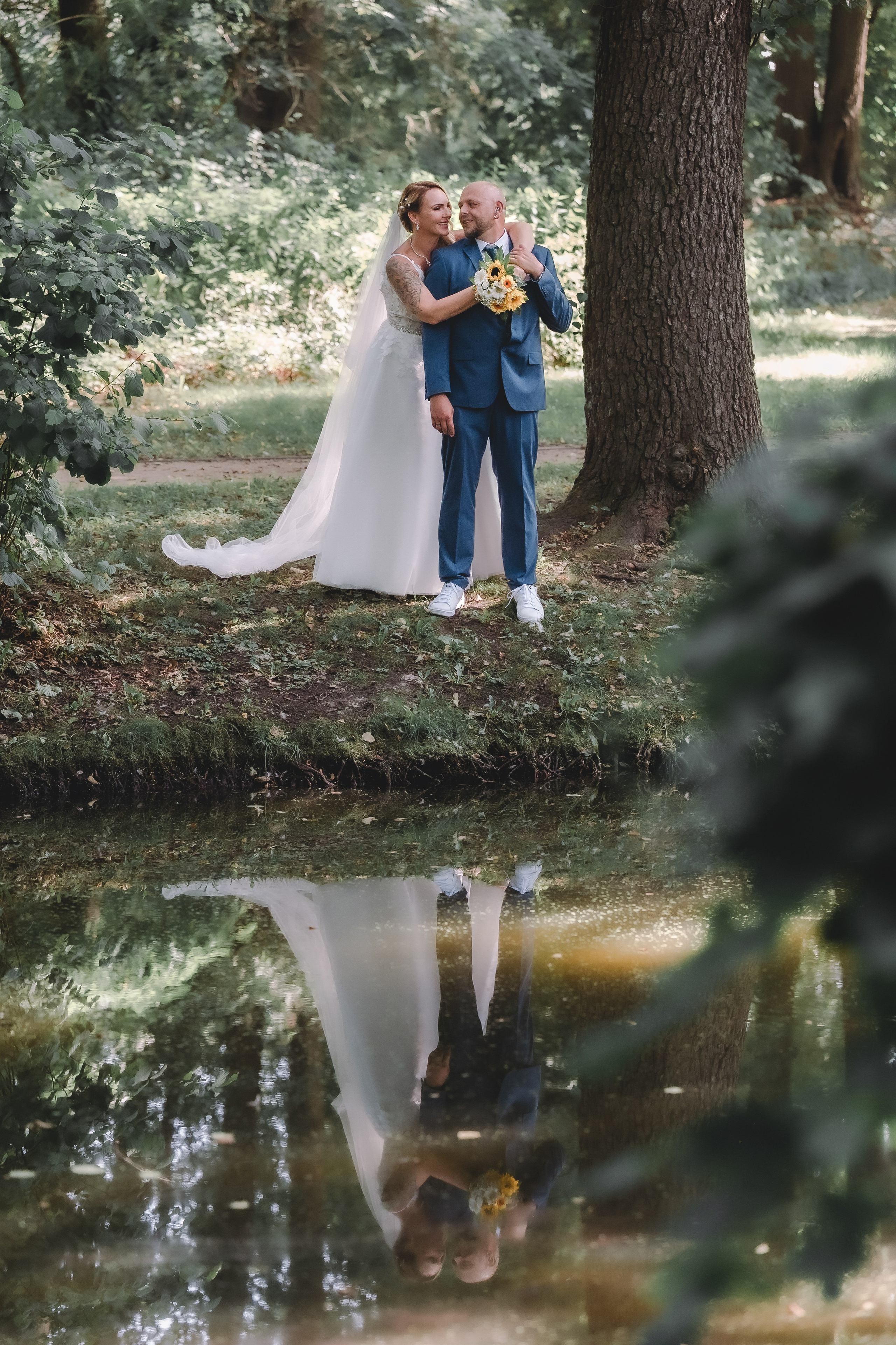 Hochzeitsfotograf Berlin, After Wedding Shooting Berlin, emotionale Hochzeitsfotos Berlin, Natürliches Paarshooting nach der Trauung im Wald – Hochzeitsfotograf Berlin