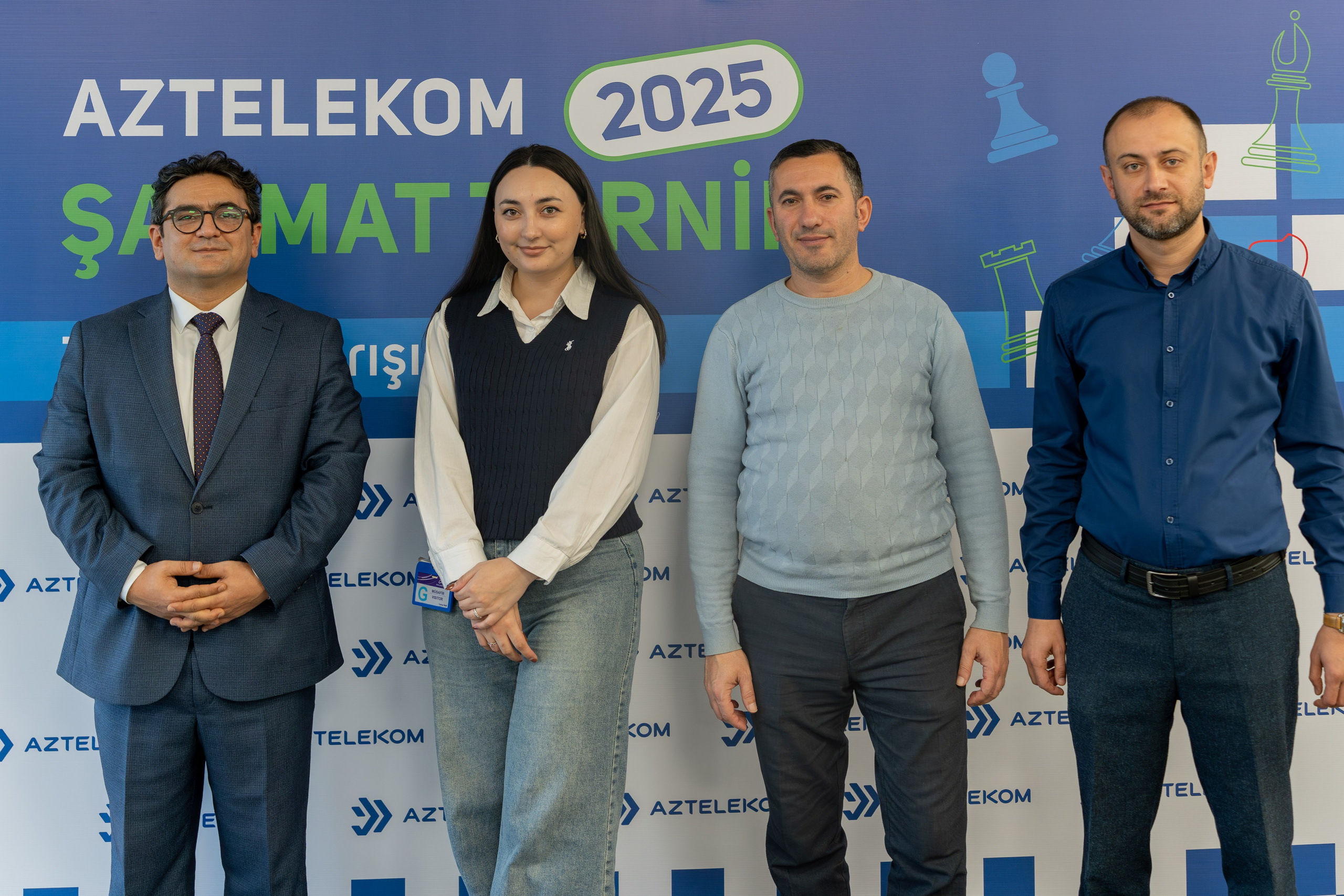 Aztelekom şirkətinin əməkdaşları arasında keçirilən şahmat turniri. Fotoqraf Vəli Məmmədov