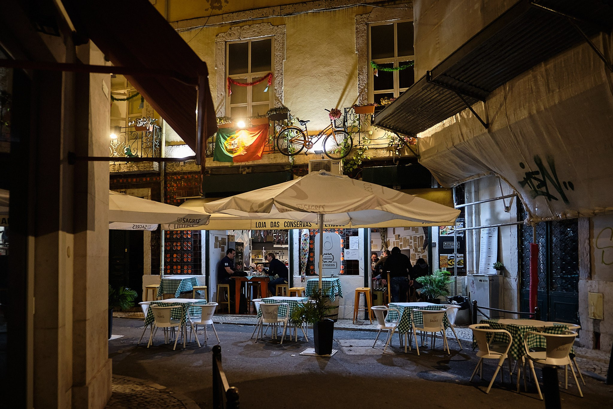 Lisabona (noaptea). Fotograf Nicola Cristian