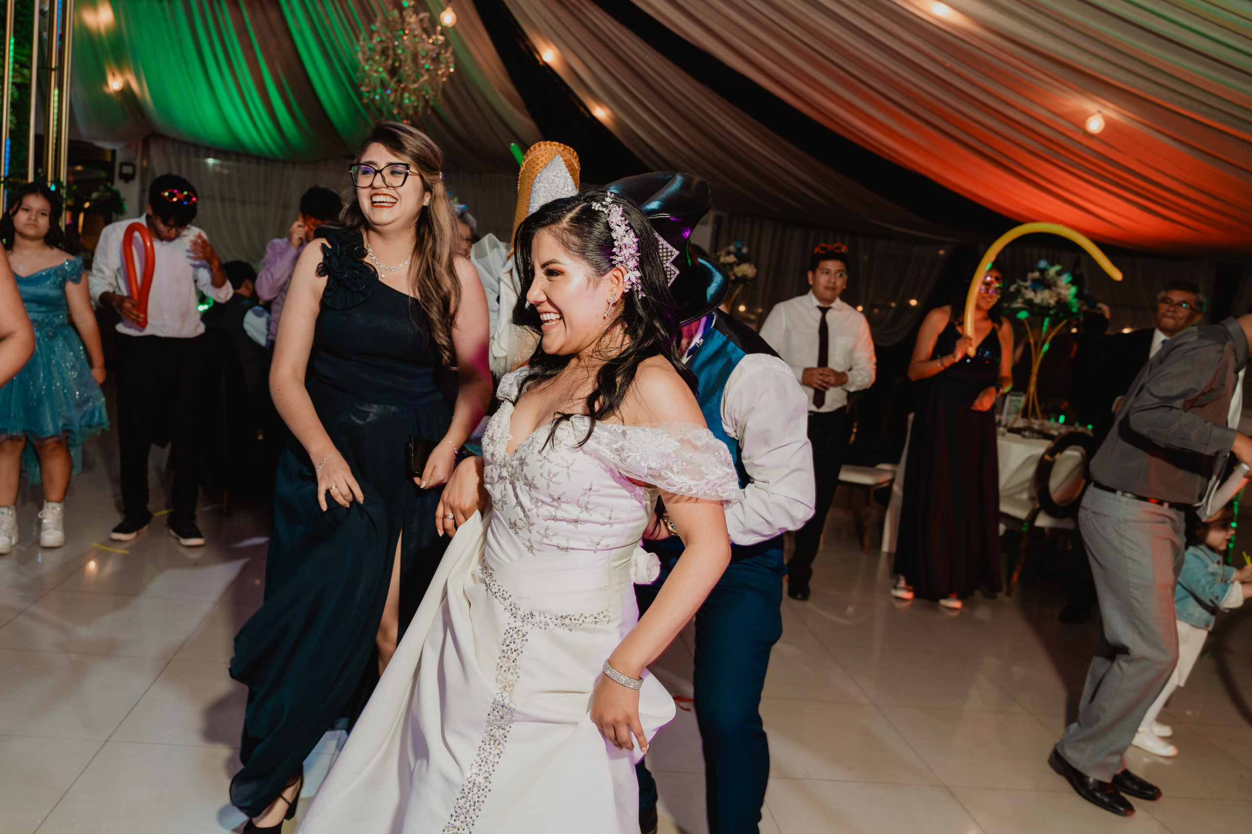GABRIELA + JORGE | BODA CIVIL RELIGIOSA. Studio KVTA | Fotografía y Video de Bodas en Arequipa