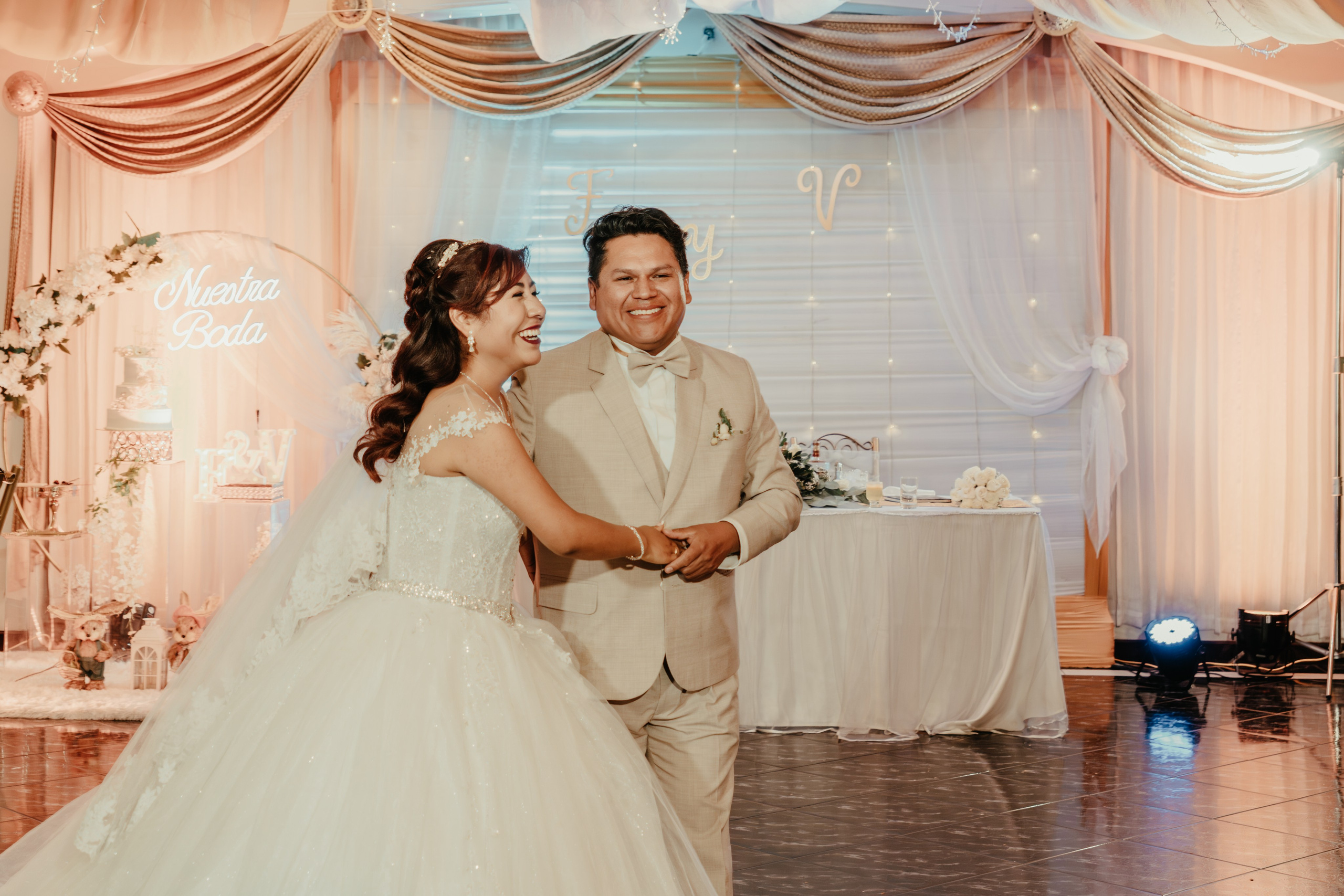 VANESSA + FRANKLIN BODA RELIGIOSA. Studio KVTA | Fotografía y Video de Bodas en Arequipa