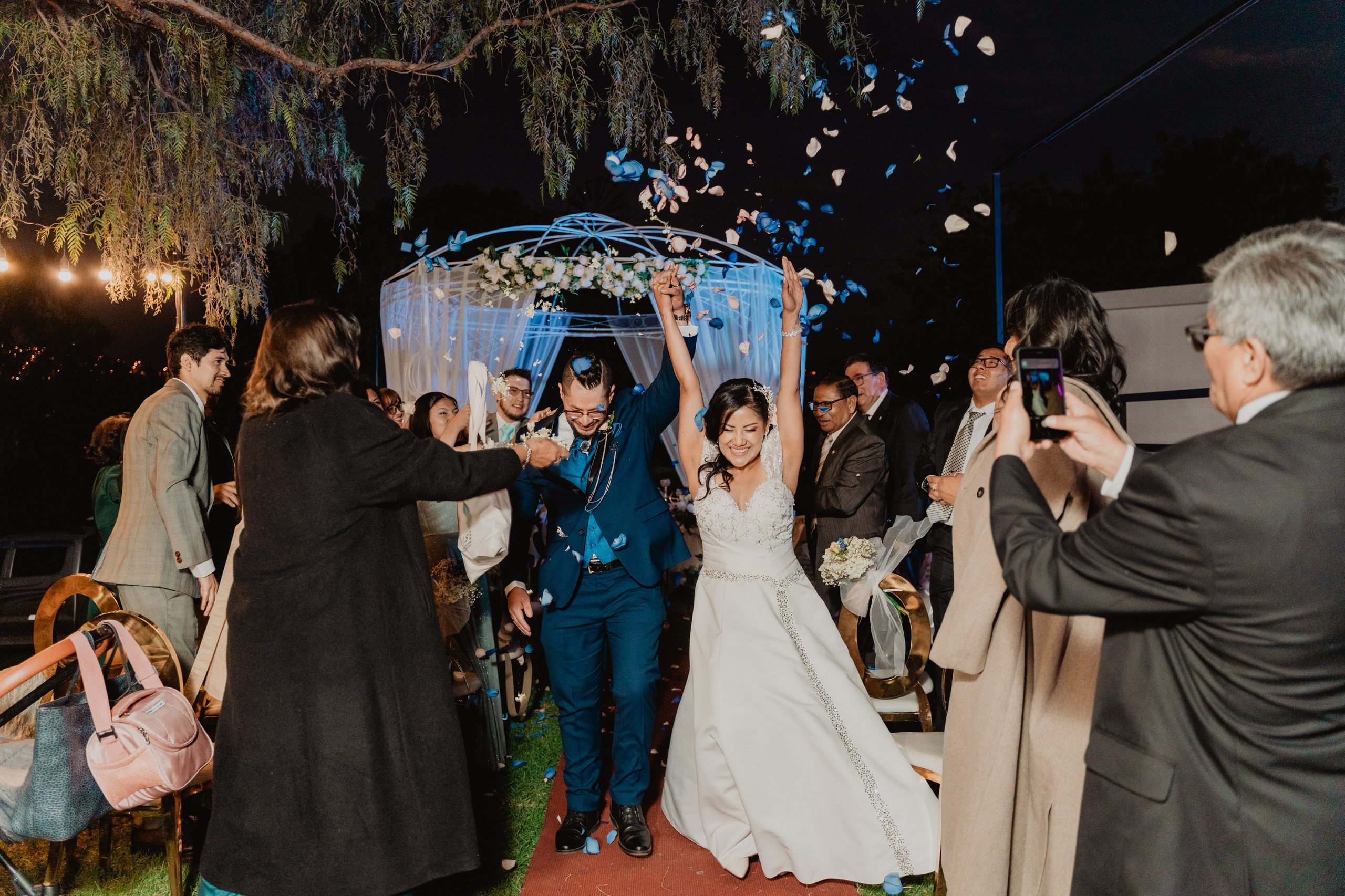 GABRIELA + JORGE | BODA CIVIL RELIGIOSA. Studio KVTA | Fotografía y Video de Bodas en Arequipa