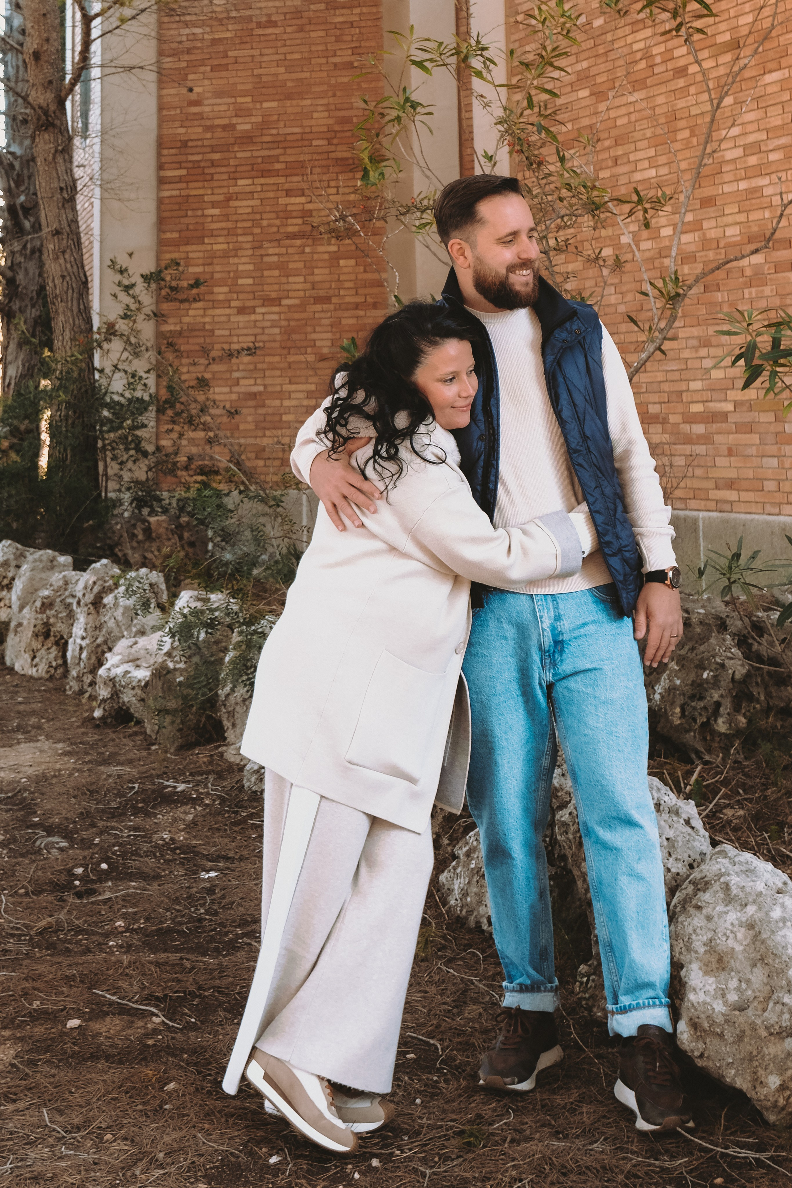 Sesión familiar embarazo. Fotografía profesional en Calafell - Elena Medvedeva