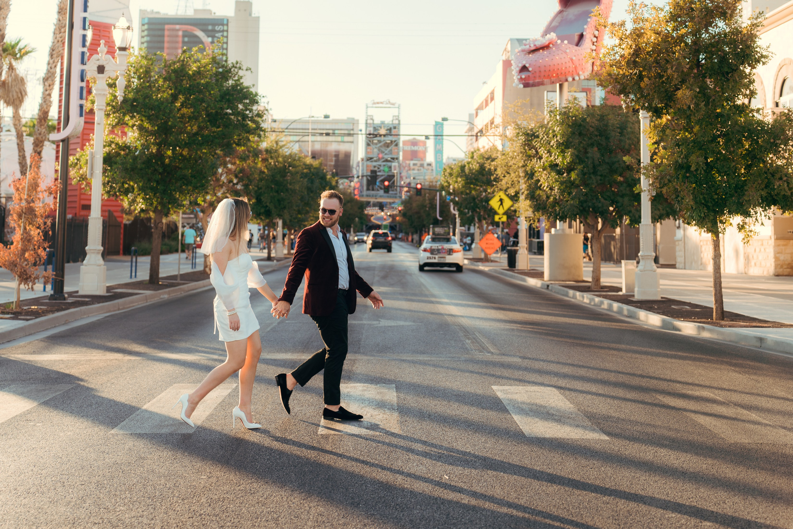 Madison&Ryan. Wedding & elopement photographer Viktoriya Kravtsov. Las Vegas