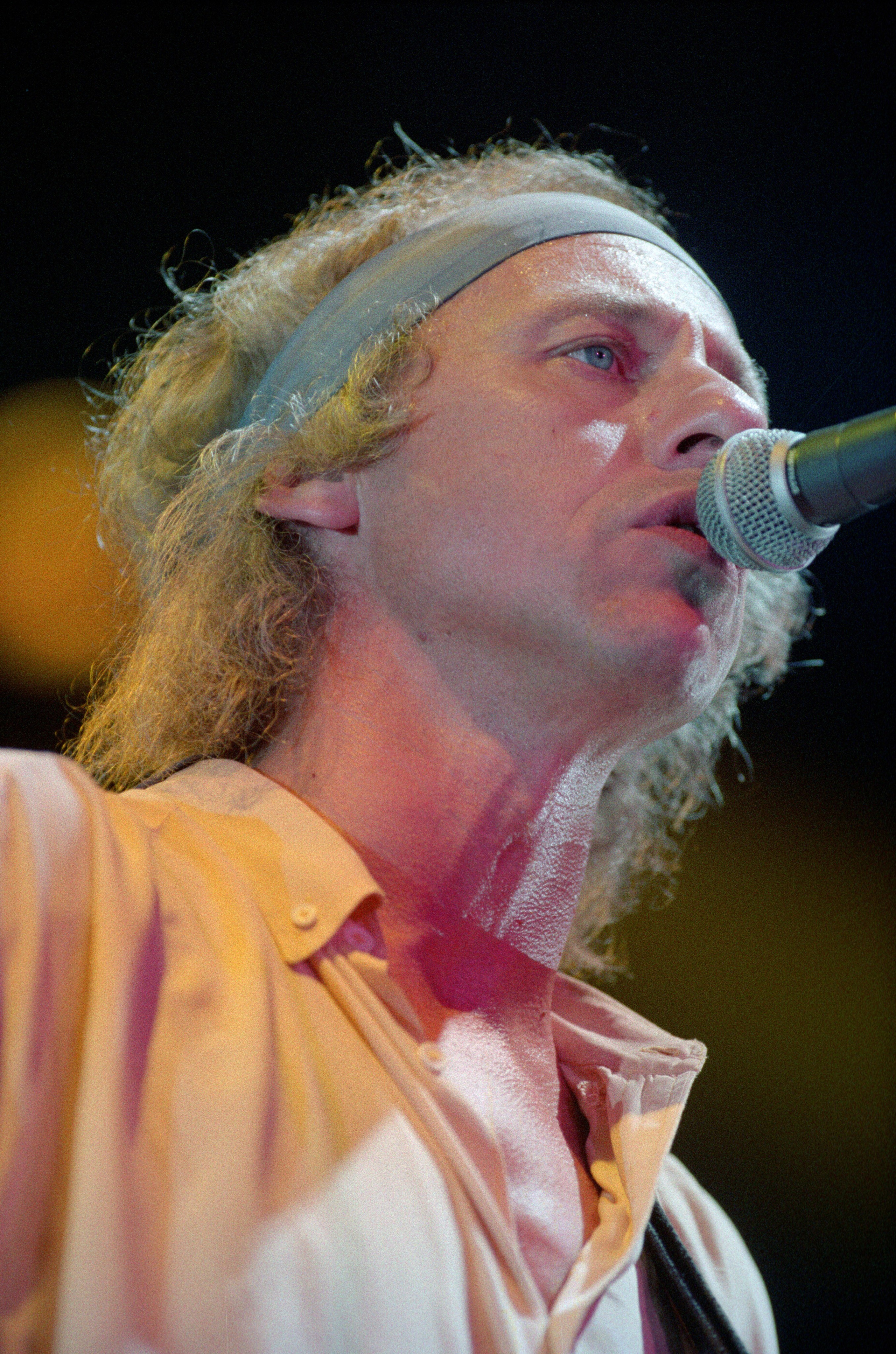 DIRE STRAITS