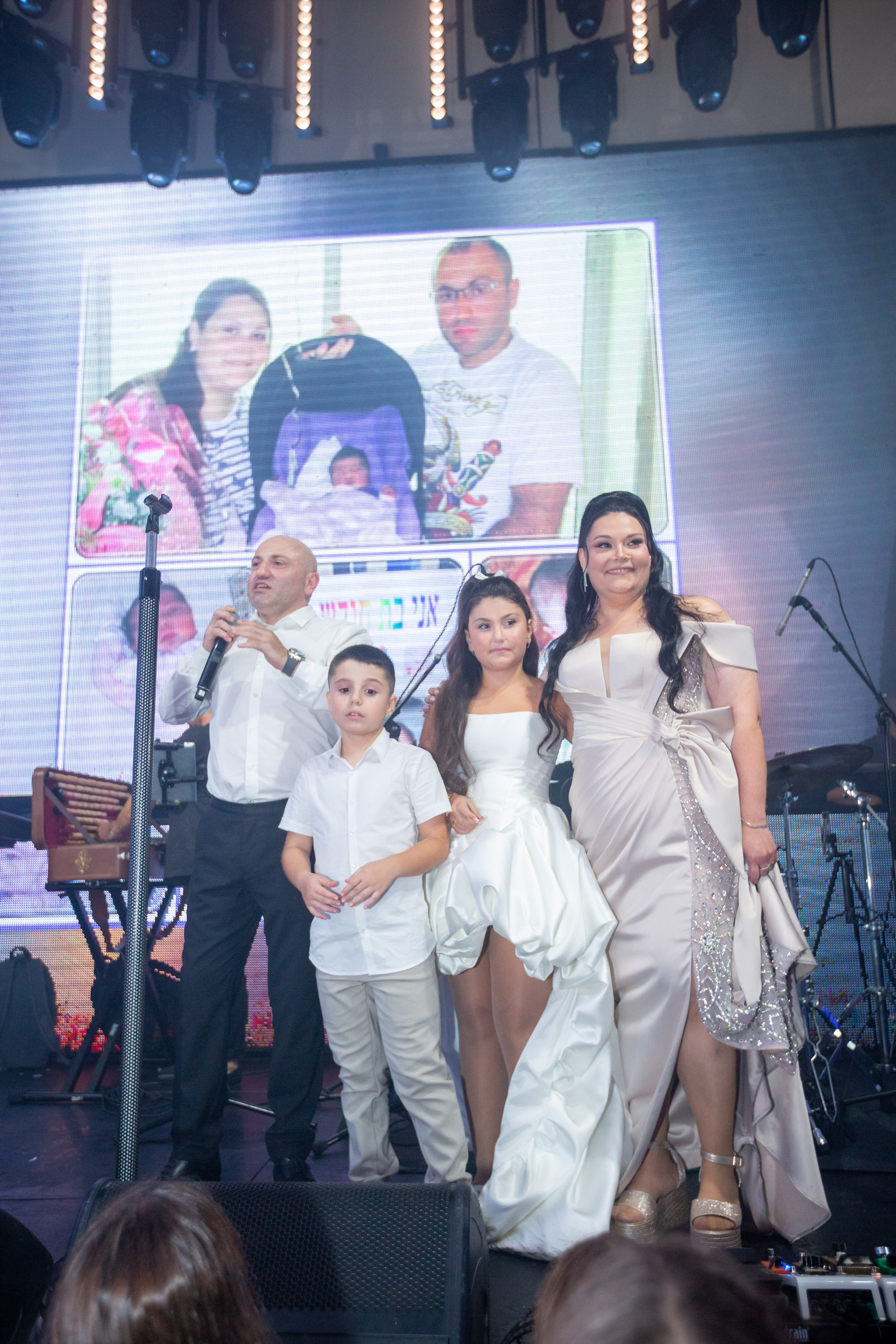 Bat Mitzvah Evelin. Wedding and events photographers Studio Shalom