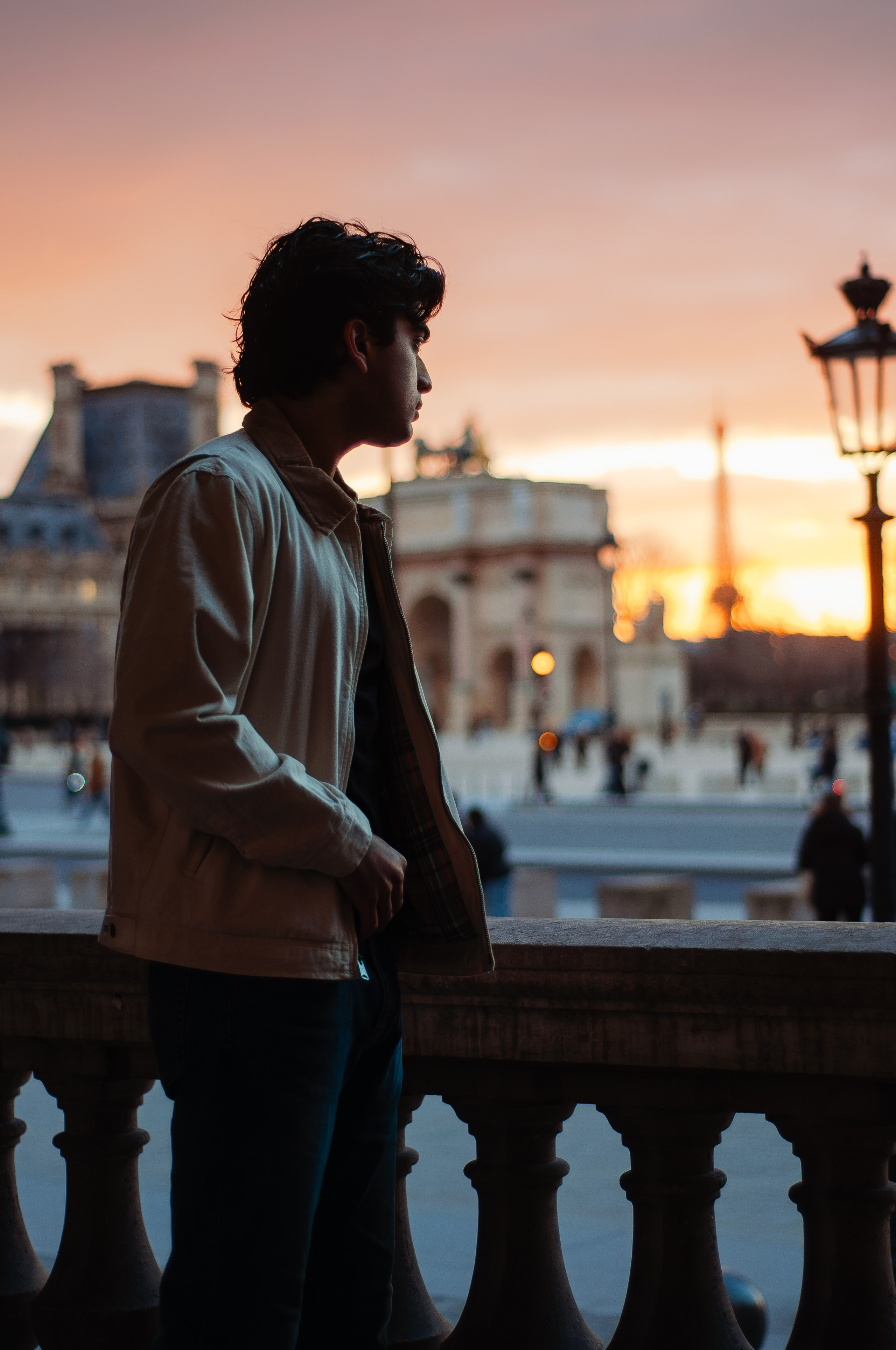 Фотосессия у Лувра. Фотограф в Париже Полина Осипова