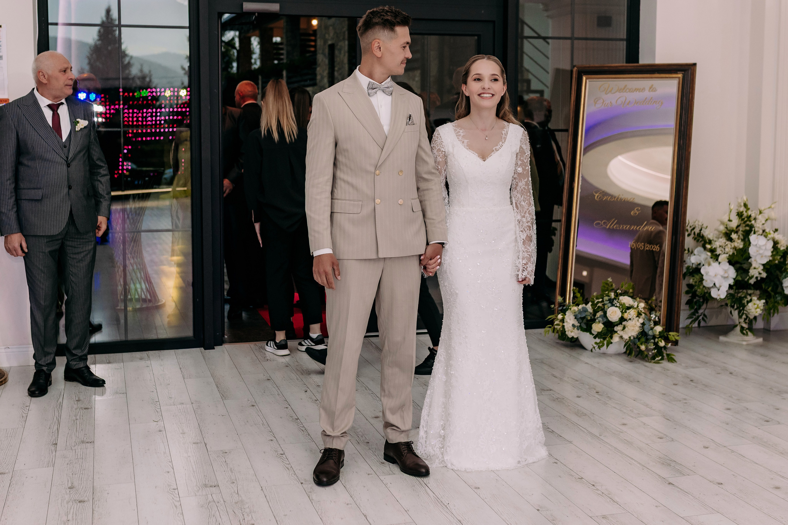 Nuntă Cristina & Alex. Photographer Miruna Buculei