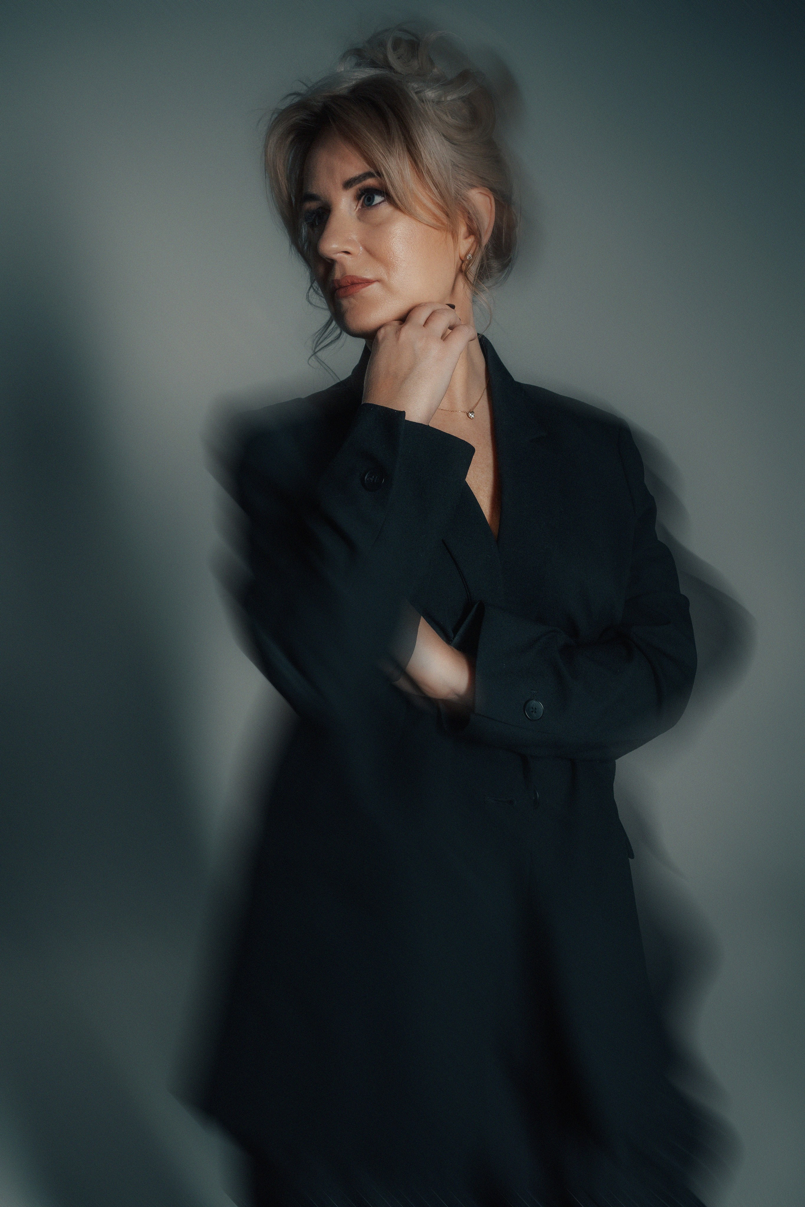 Sieviešu fotogrāfe Nadja Kraukle