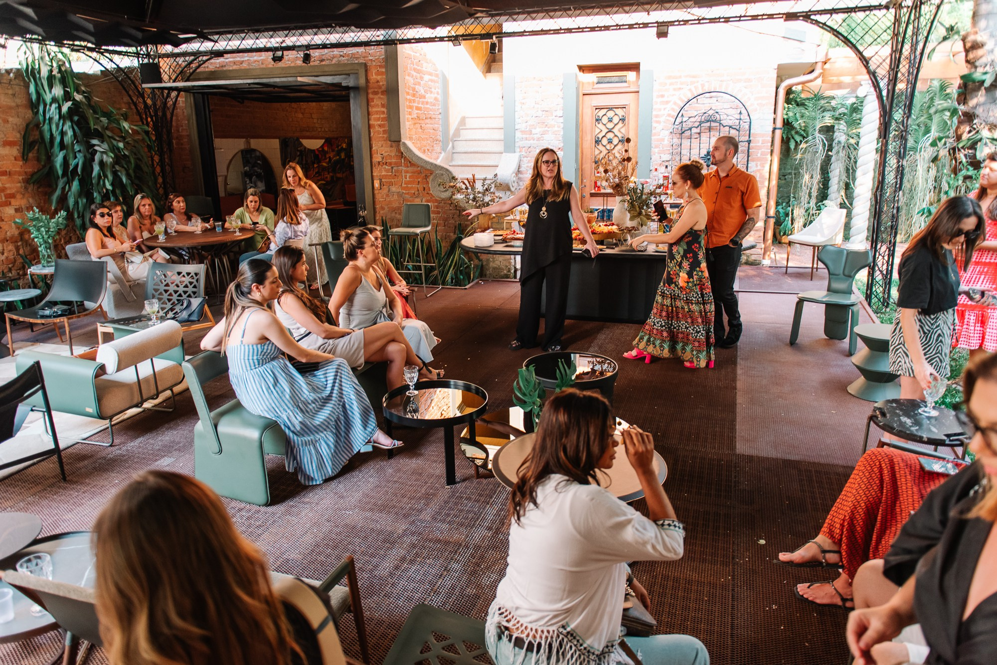 Visita — Casarão Doimo. 78 Imagens