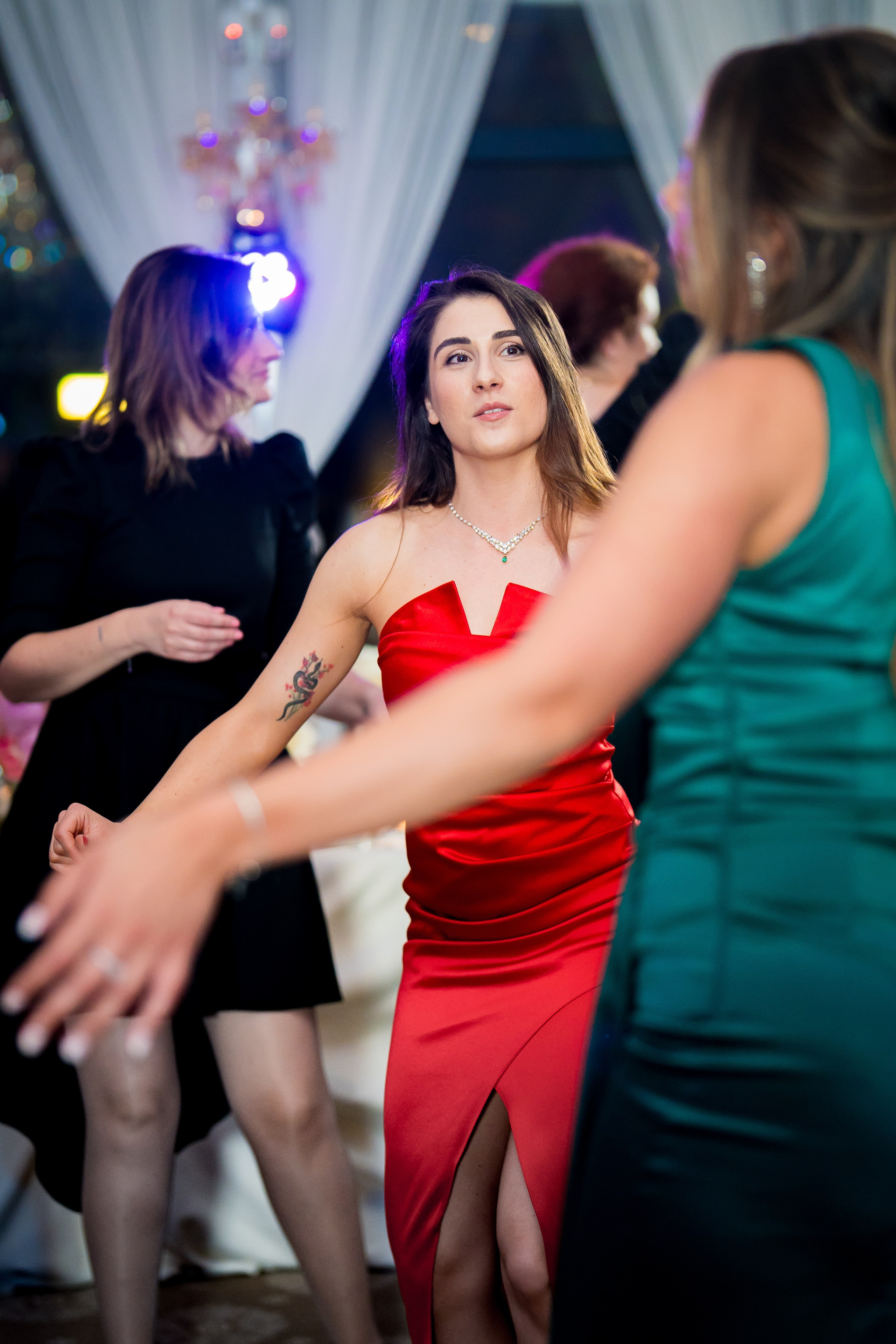 PARTY. Gabriel Florea — Fotograf nuntă București