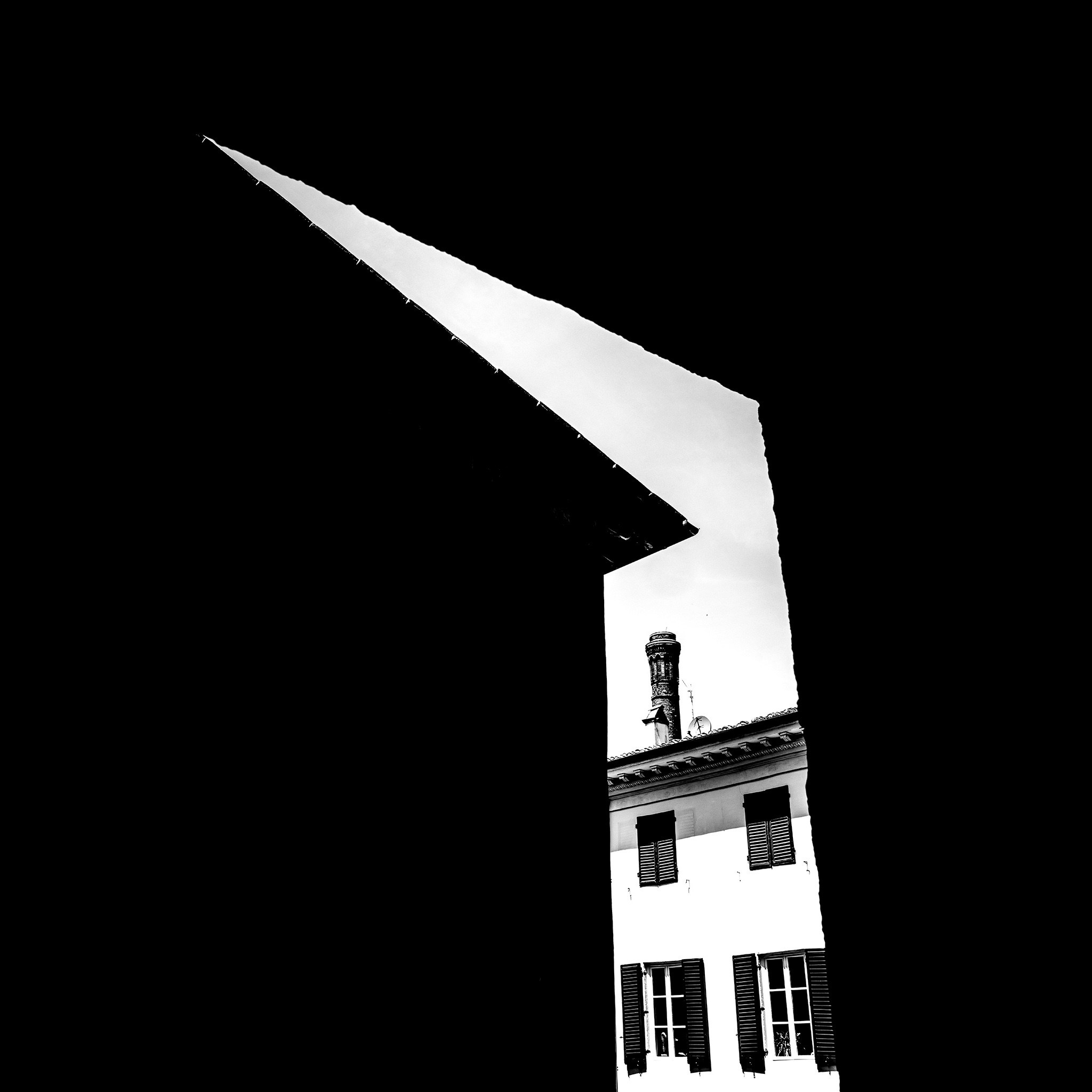 Street and Urban. Photography by Mircea Maieru