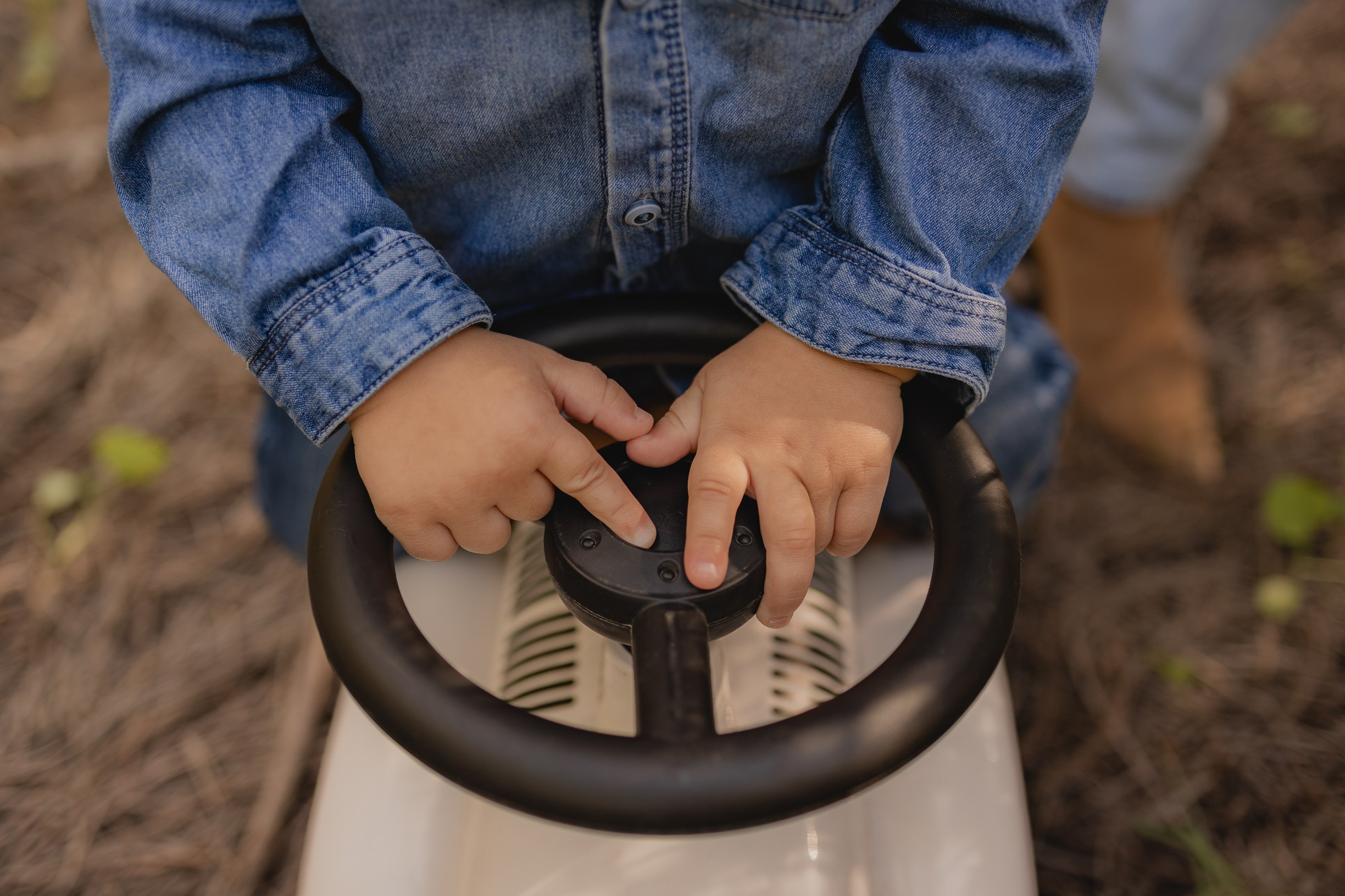 יאר בן שנה. דף בית