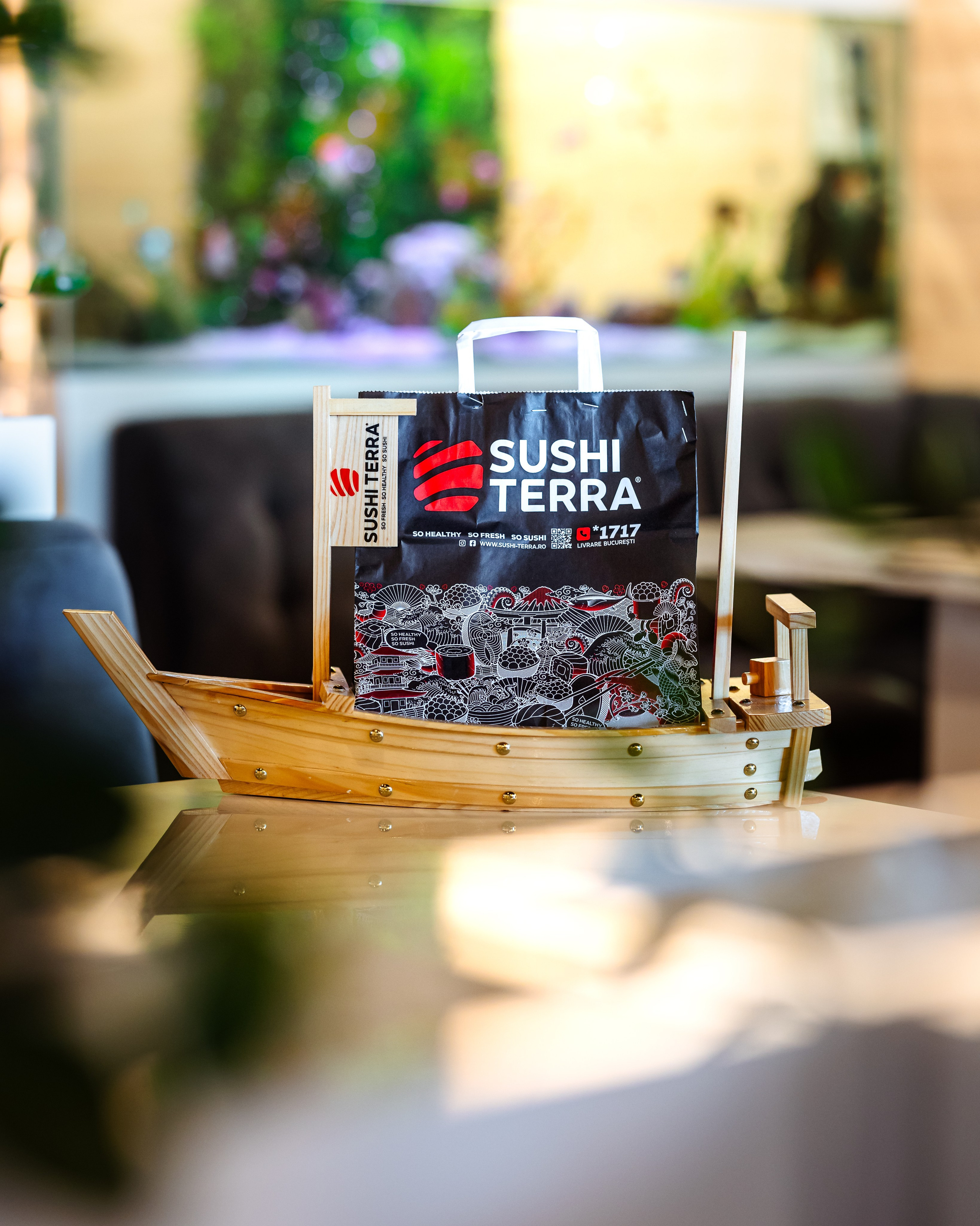 Sushi Terra. Marius Ciocan