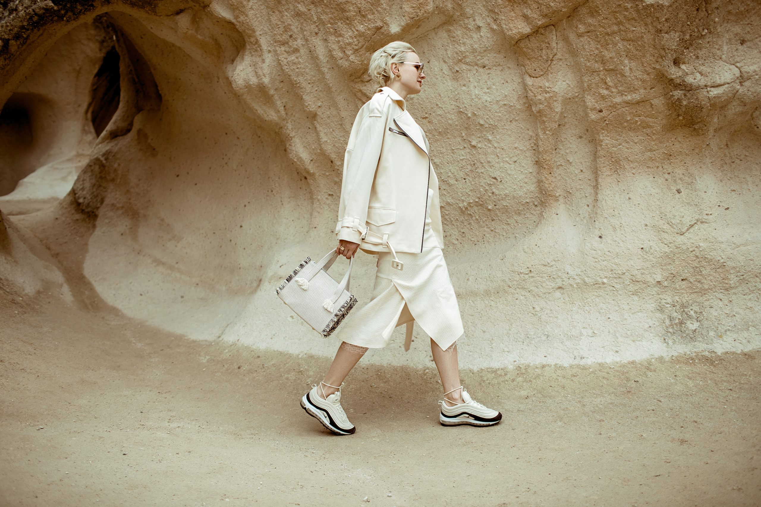 Julia Kress. Julia Ganch I Fashion Wedding Photography I Cappadocia Turkey