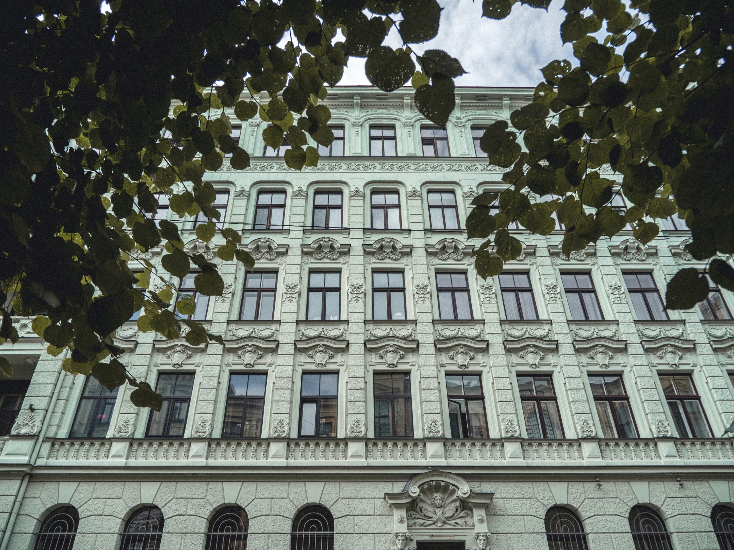 Voyage à Riga. Photographe sur Cote d’Azur. Portraits de familles, couples, enfants, événements