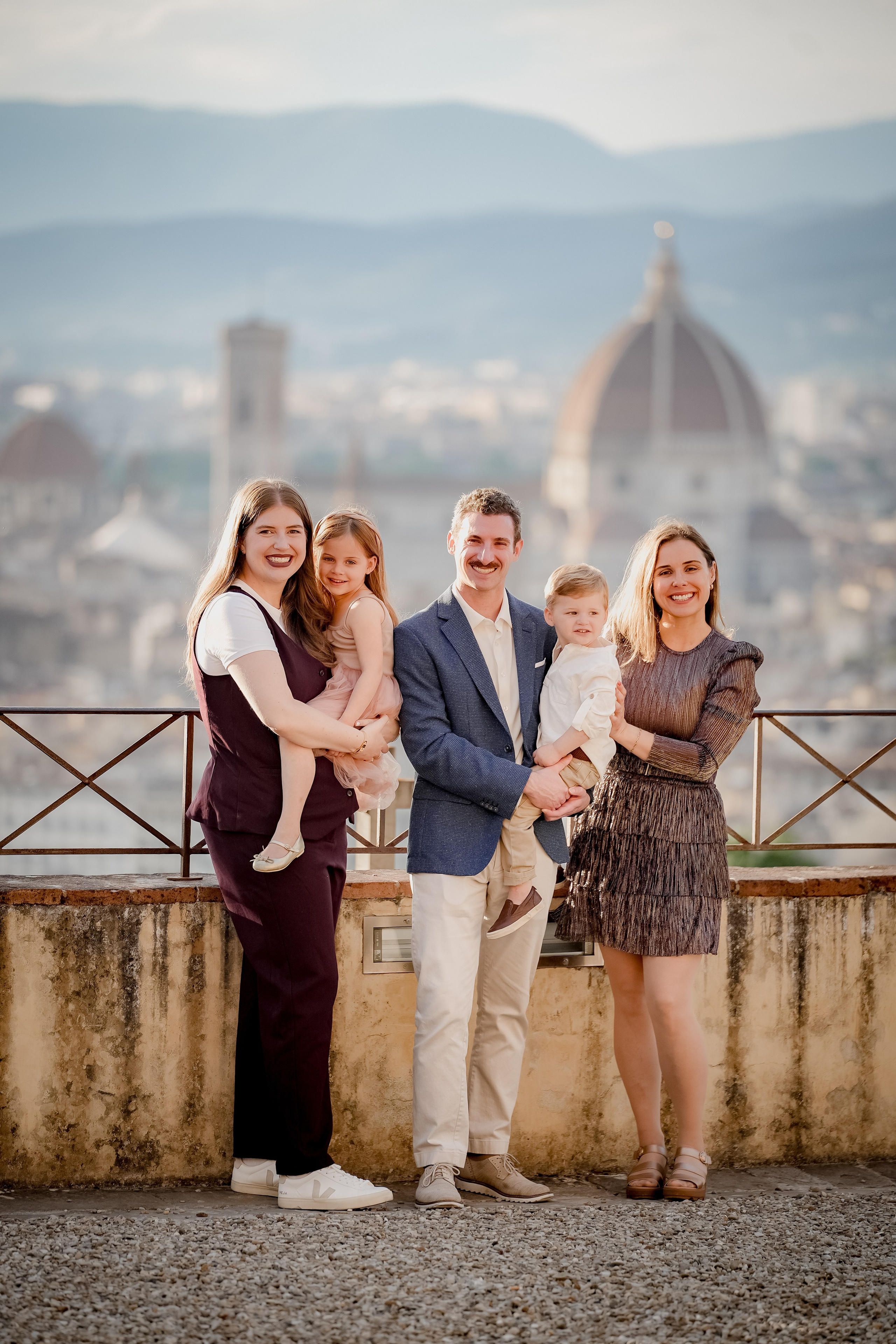 Jessica & Family. Wedding Photographer in Italy