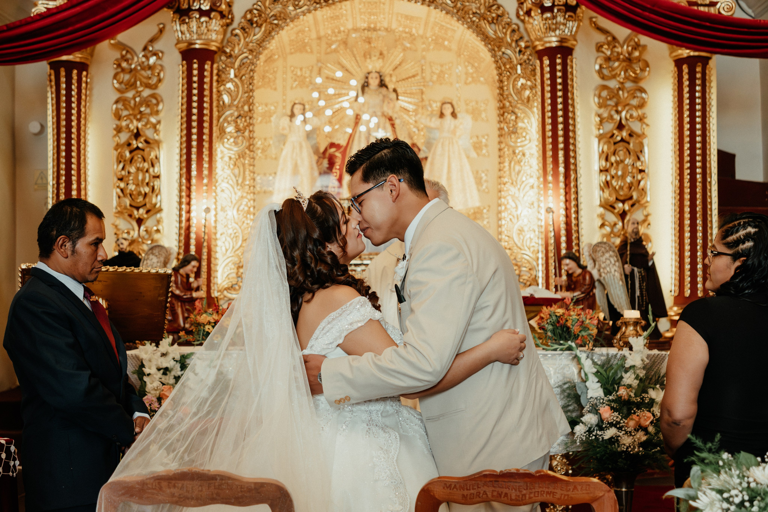 ANGIE + MANUEL BODA RELIGIOSA. Studio KVTA | Fotografía y Video de Bodas en Arequipa