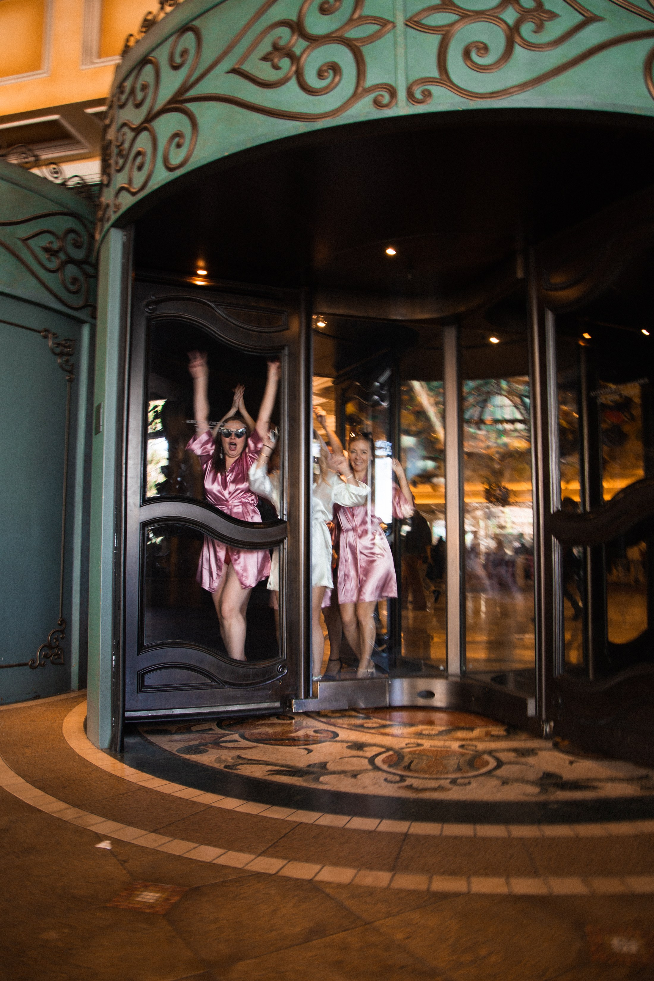 Bachelorette Party in Vegas. Wedding & elopement photographer Viktoriya Kravtsov. Las Vegas