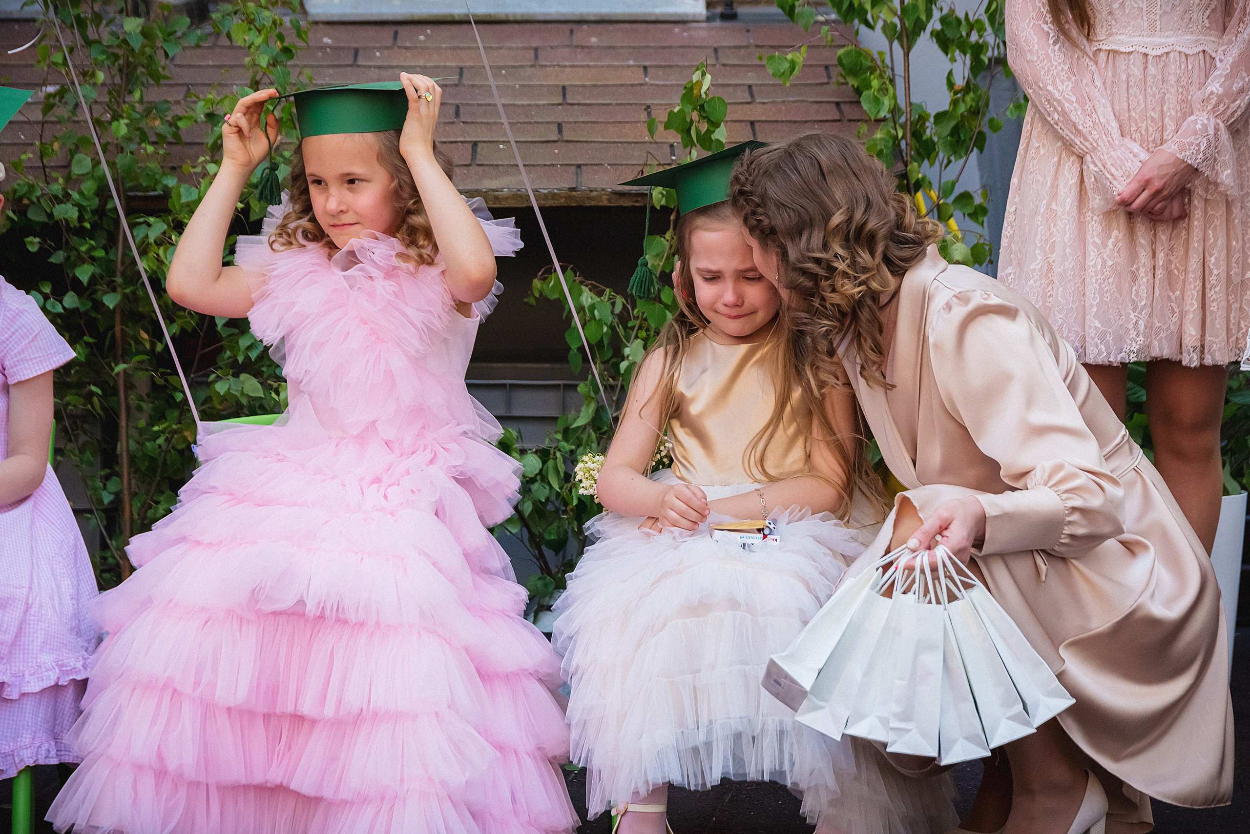 Zīles Skolas Izlaidums. Fotogrāfs Rīgā. Gīmenes, individuālās un dažādu produktu fotosesijas