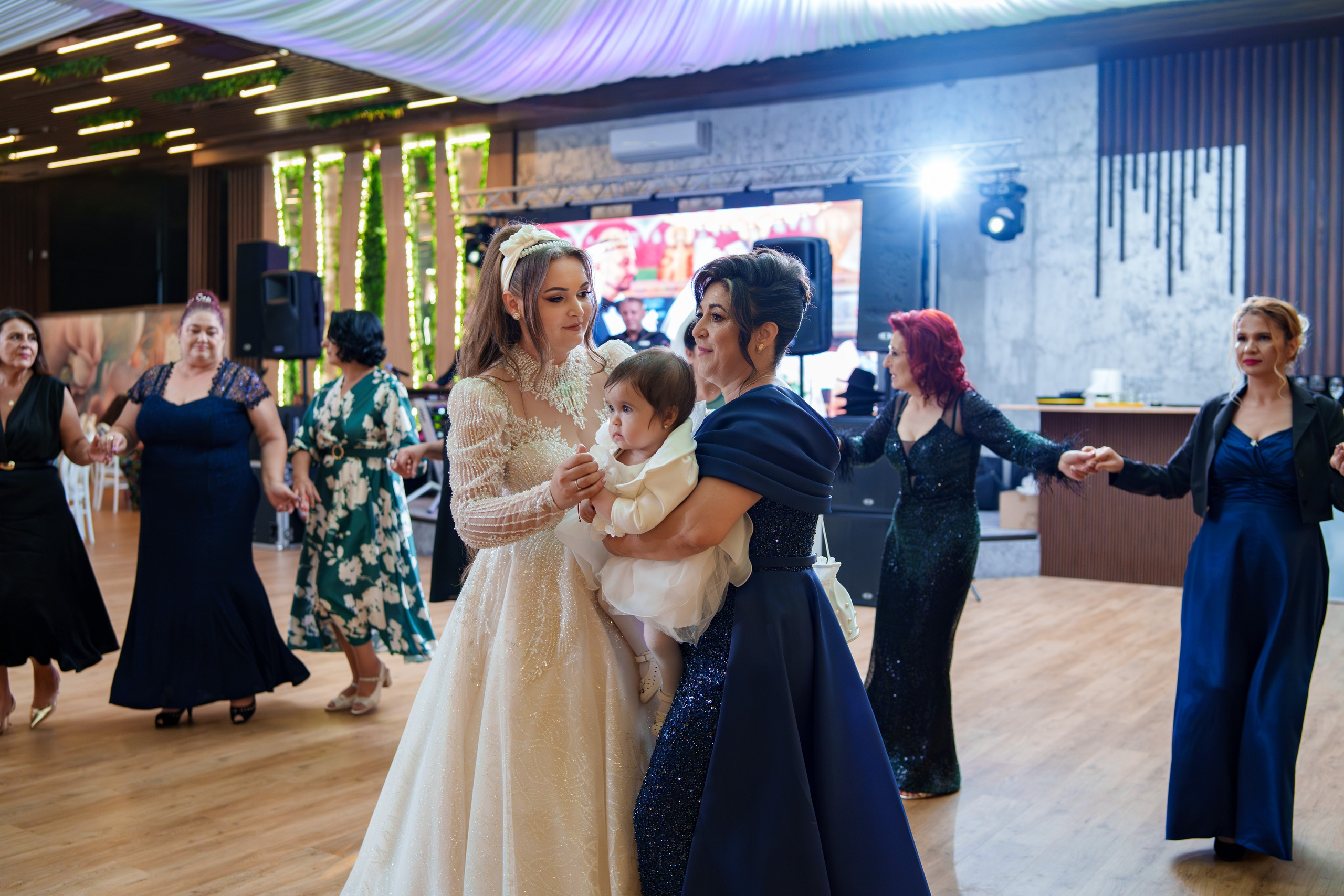 Cosmin & Gabriela. B|P Weddings - Fotograf & Videograf - București||0730017811