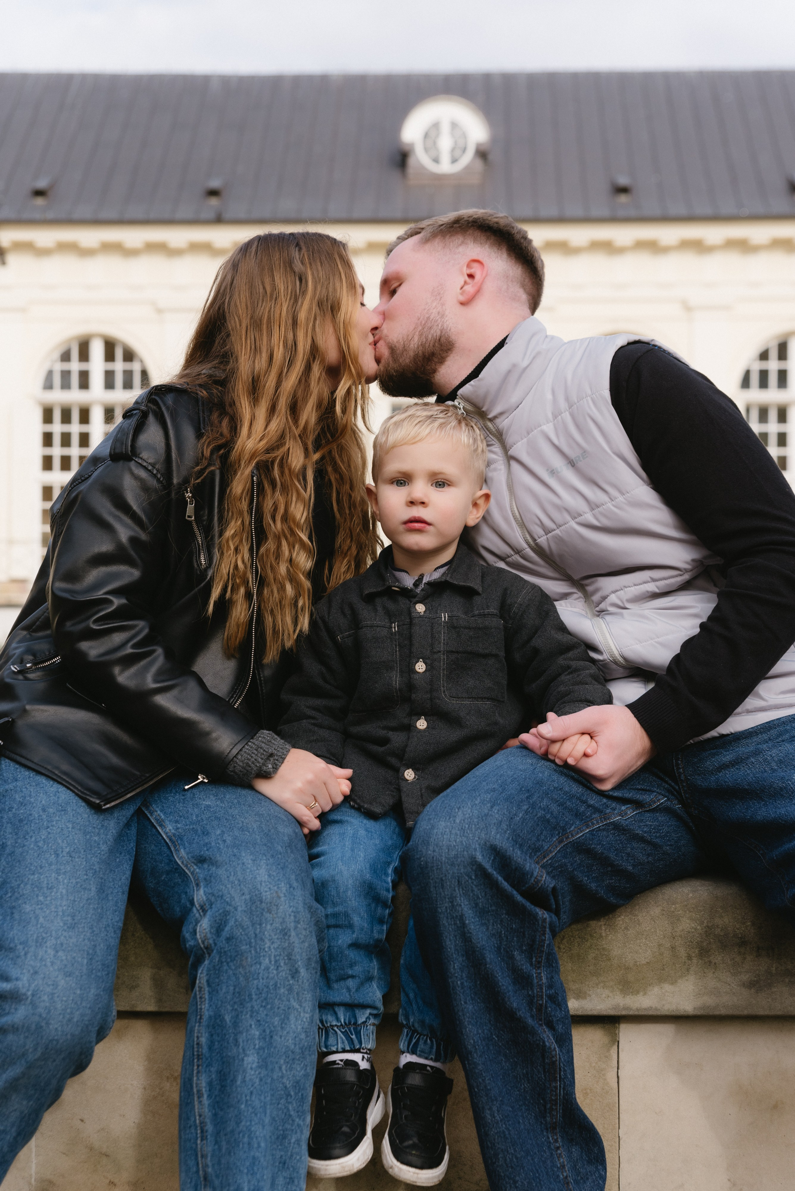 Sesja rodzinna Hanna, Vlad & Matvei. Eugene Save – Fotograf Ślubny i Rodzinny | Warszawa i Cała Polska