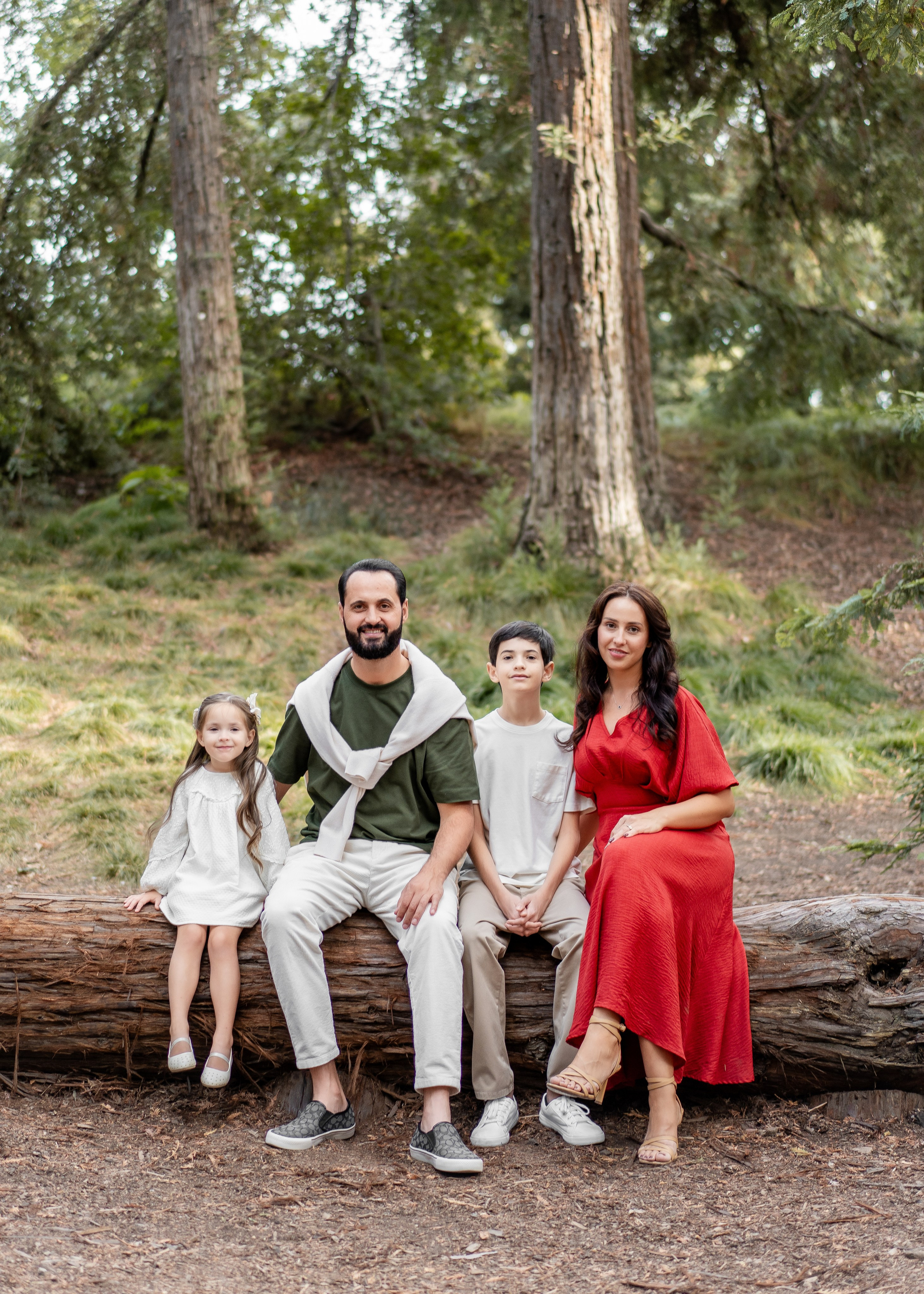 Mikhailov family. Family photographer in Sacramento | Sofia Pavenko