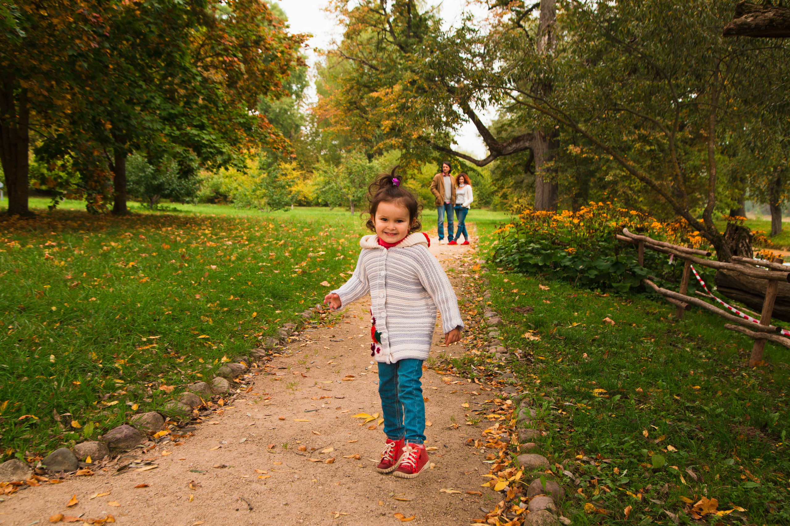 Lena, Sasha&Liza. Wedding & elopement photographer Viktoriya Kravtsov. Las Vegas