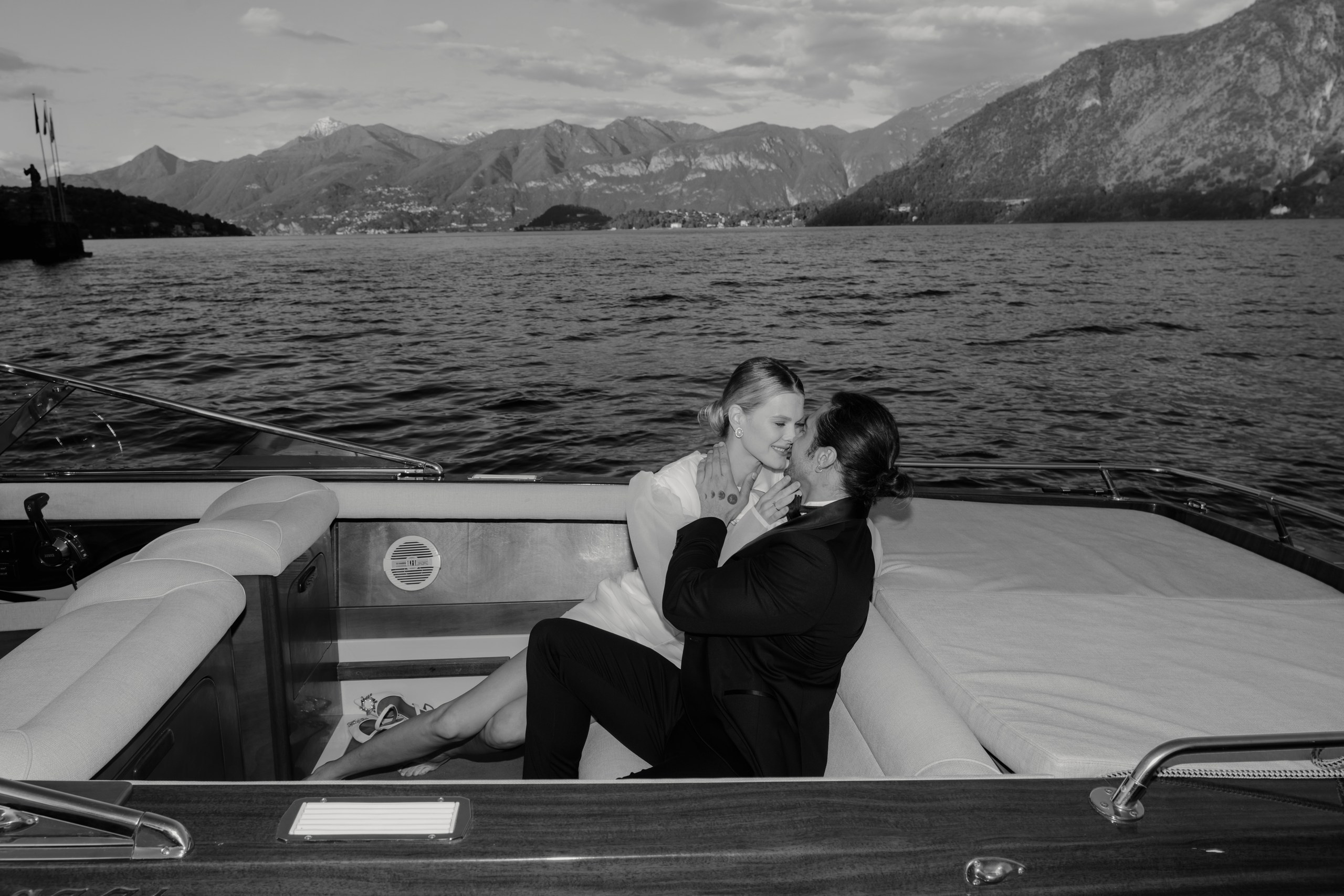 Lake Como Elopement Wedding|Italy. London Wedding Photographer|Natasha Ferreira