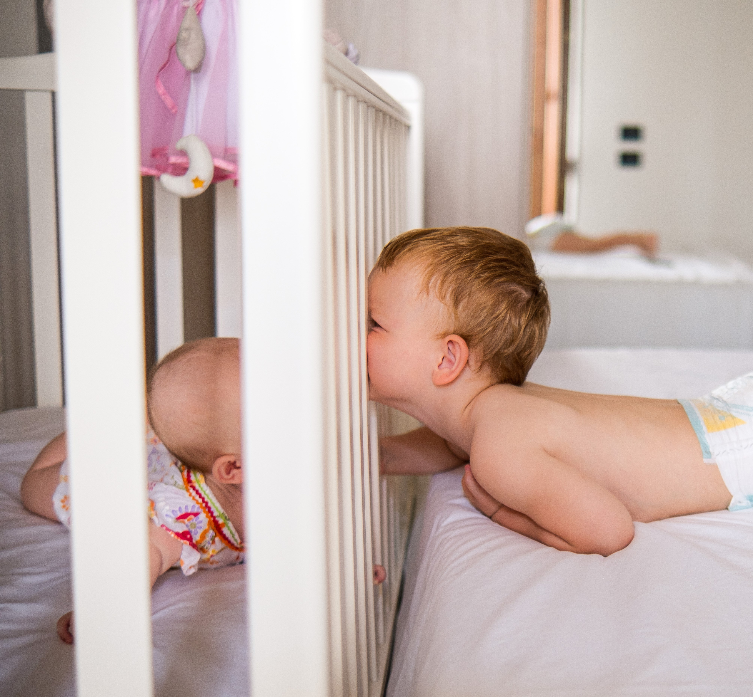 Ritratti di Bambini | Emozioni e Innocenza in Fotografia. Fotografa maternity, family e business a Pomezia e Roma – Simona Henkel