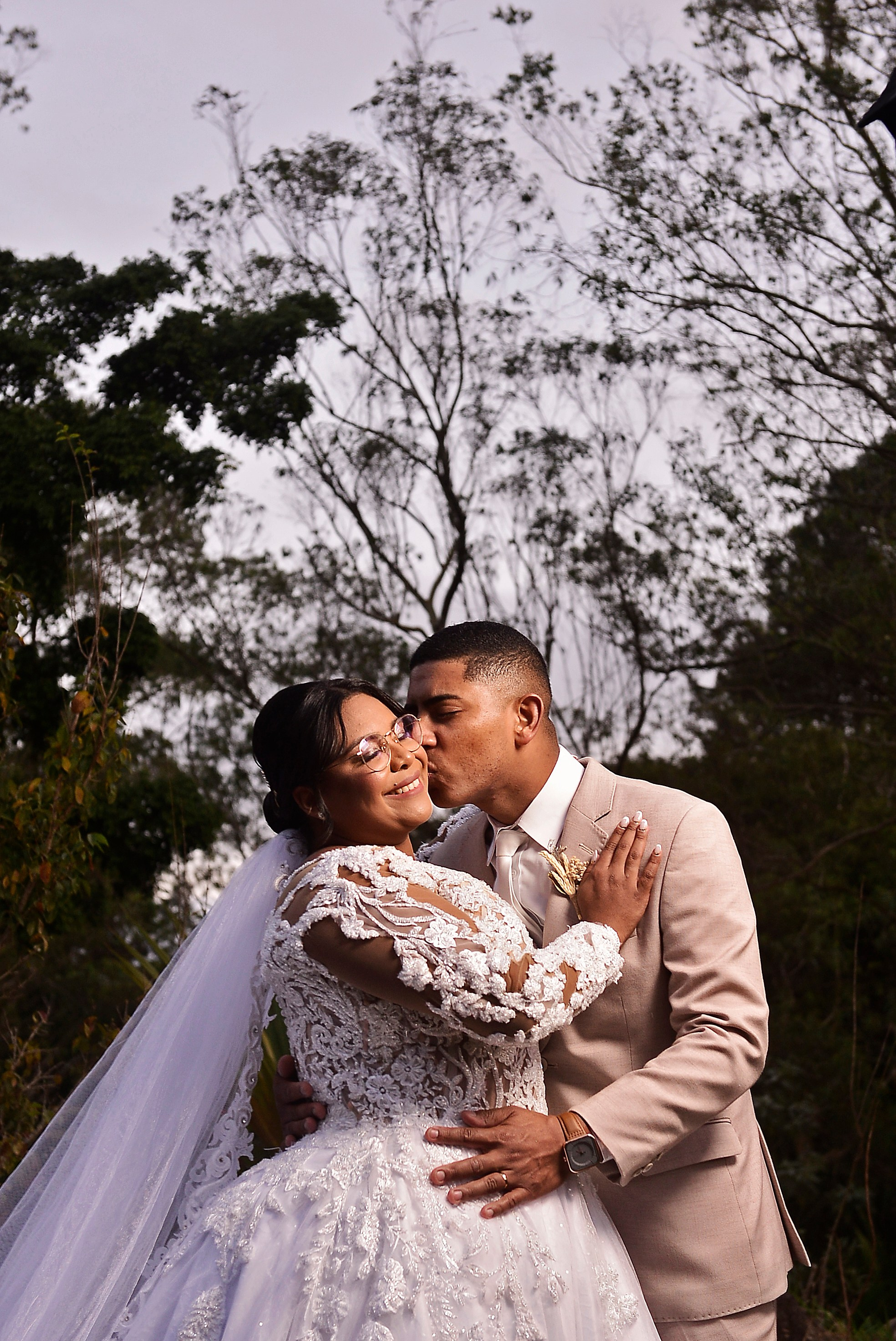 Larissa & José Carlos — Espaço Verde Nobre, Caucaia do Alto. Produtora Bride