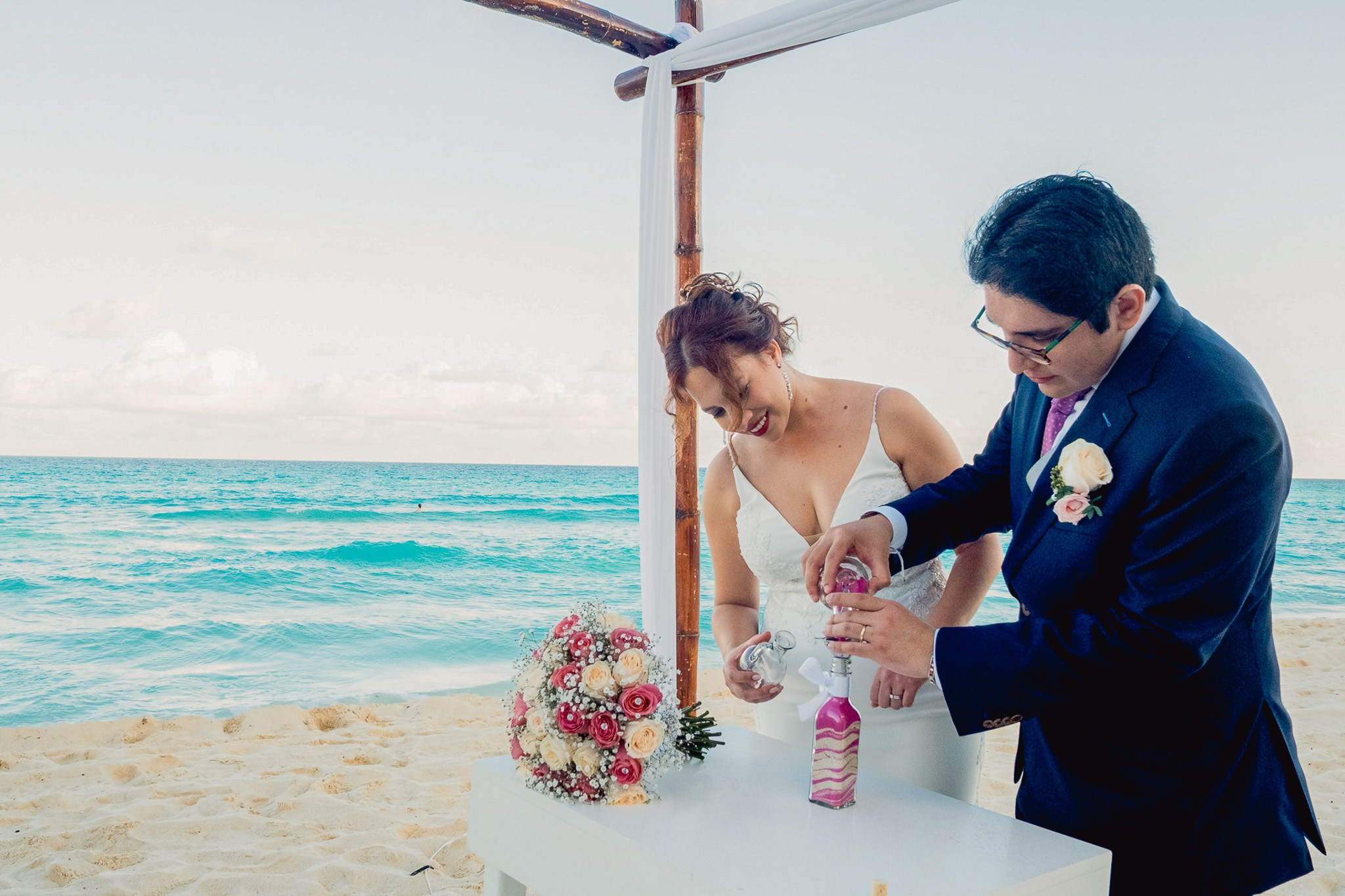 Jess & Juan / Cancun. Wedding and family photographer in Mexico City
