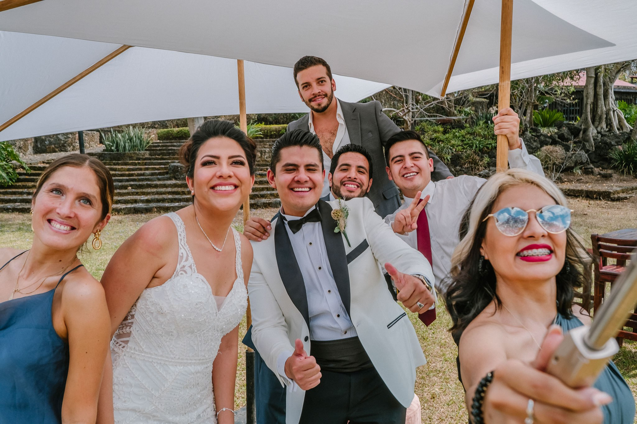 Yenisel & Raul / Tepoztlan. Wedding and family photographer in Mexico City