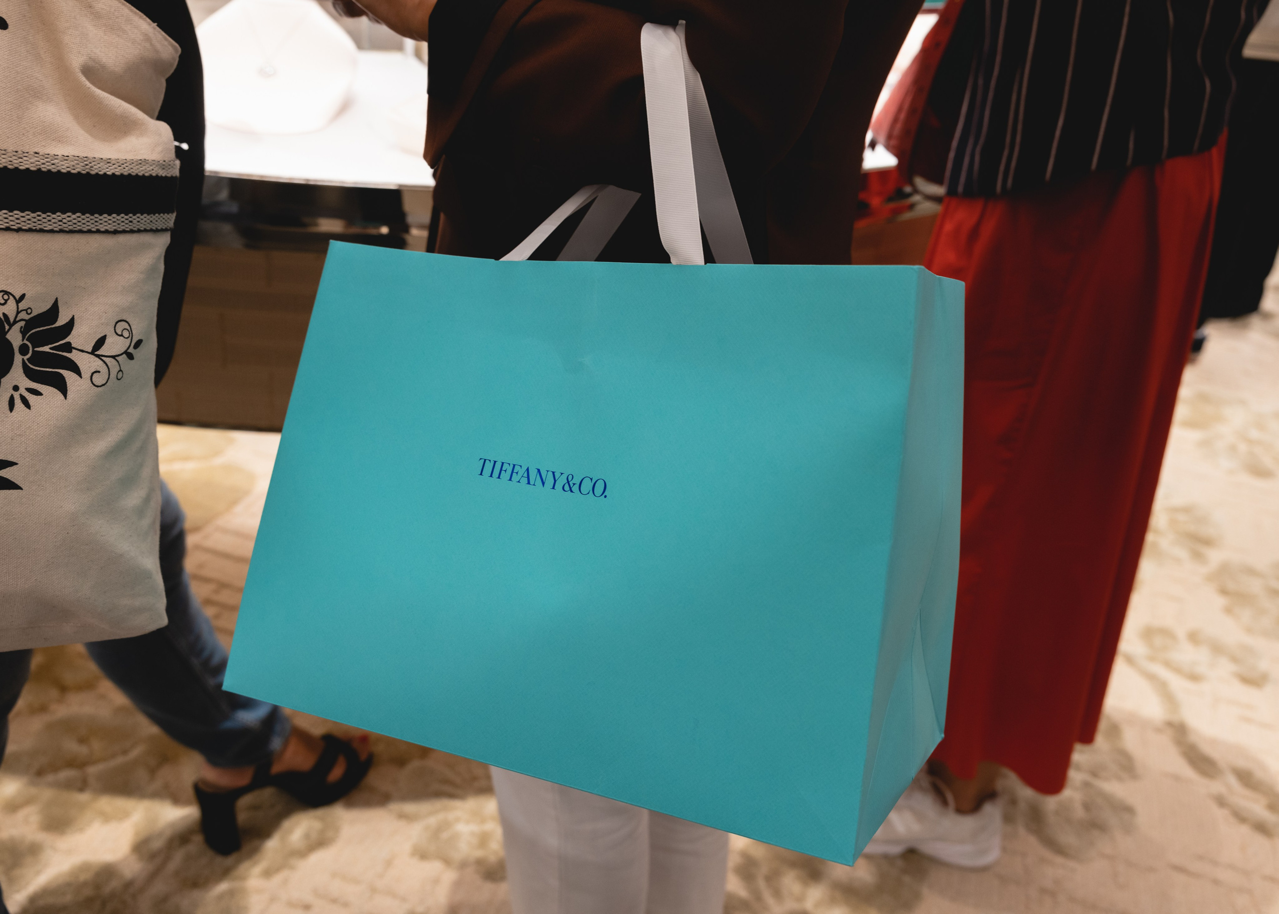 Tiffany. Professional wedding photographer in Copenhagen, Denmark — Julia Byron