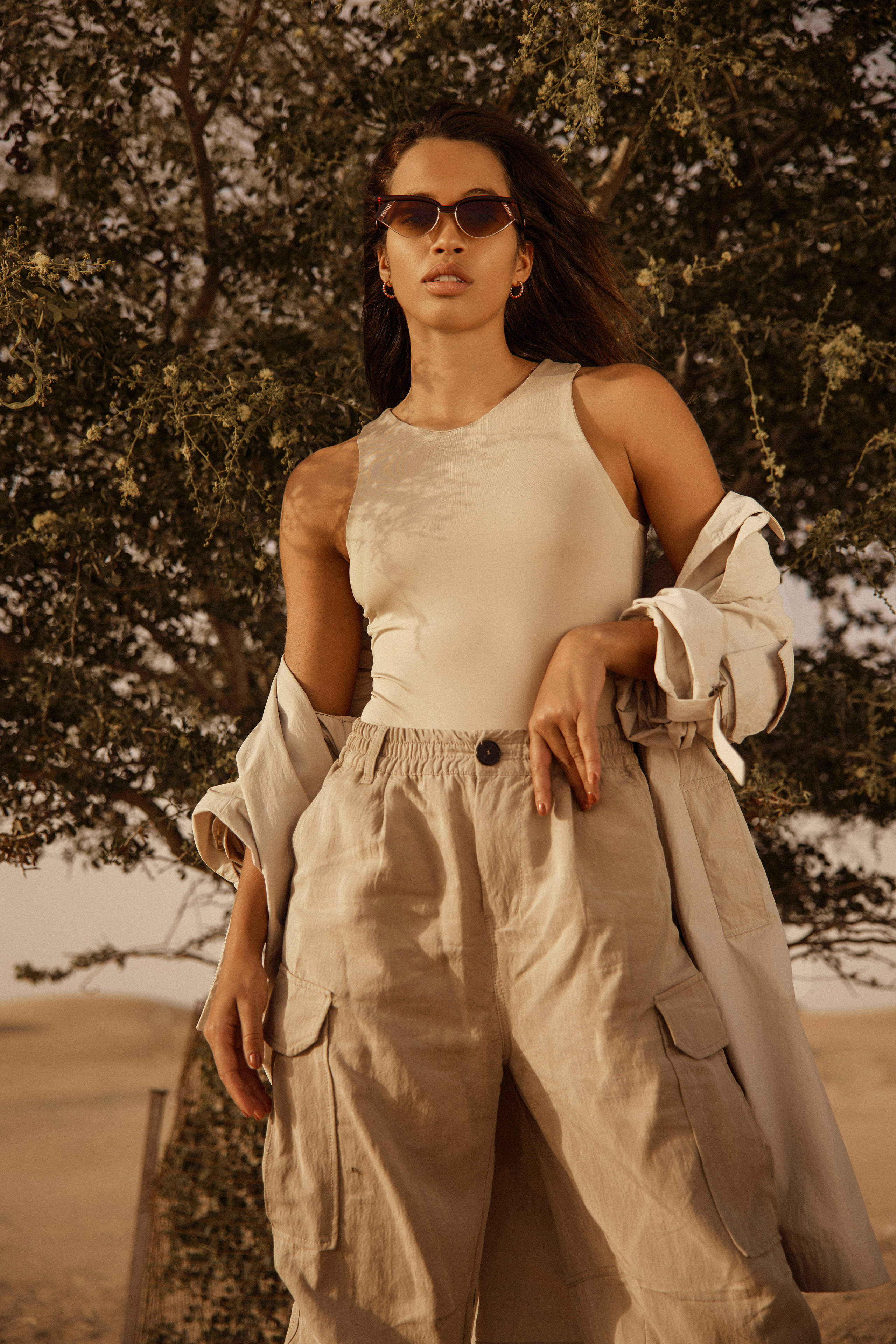 Desert. Female Photographer in Dubai