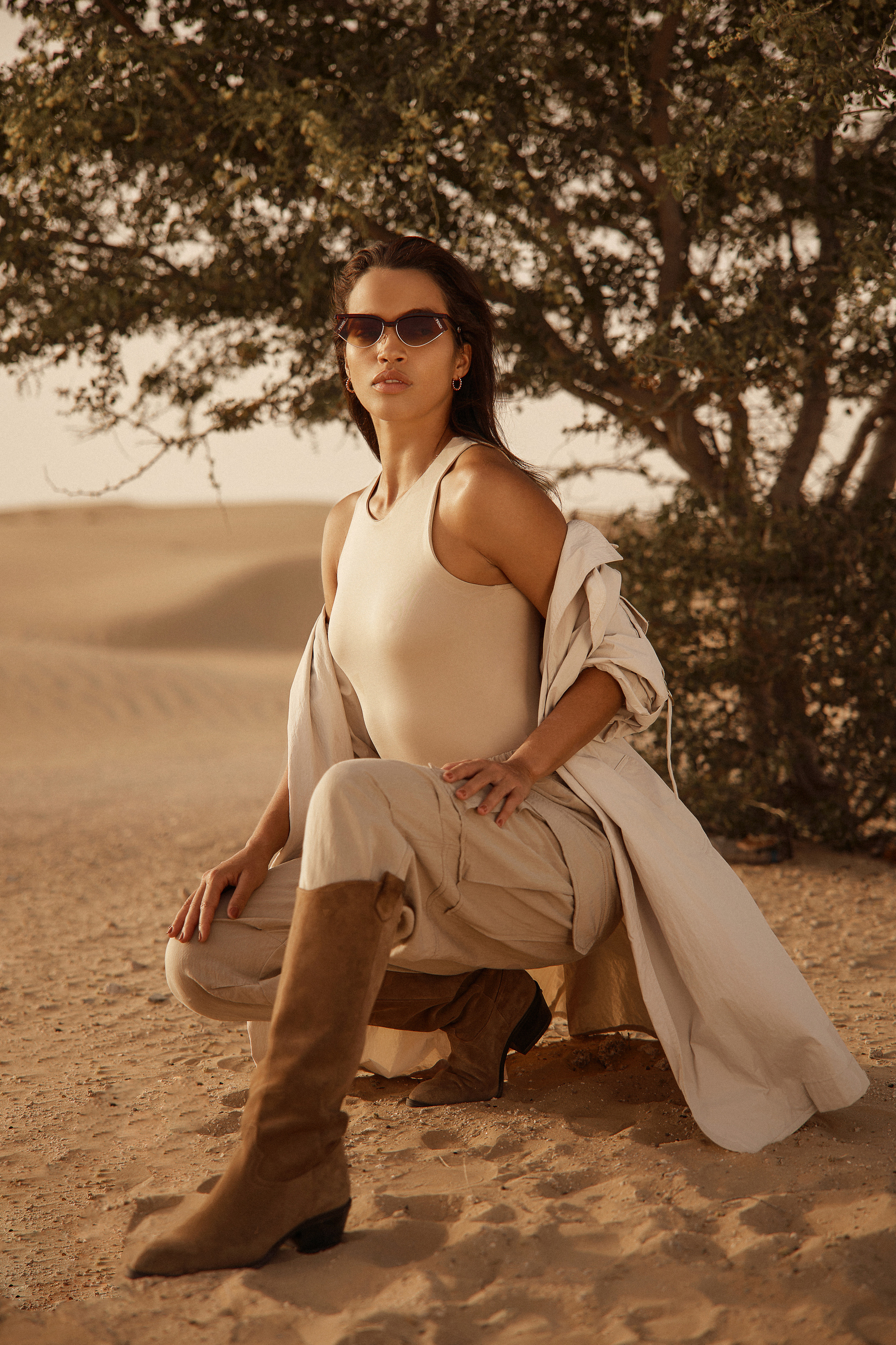 Desert. Female Photographer in Dubai