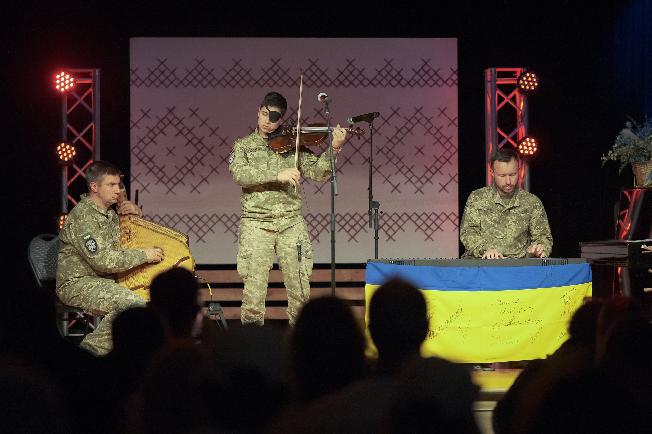 FROM THE UKRAINIAN FRONTLINE WITH THANKS. Reportage concert portrait photography in the San Francisco Bay Area