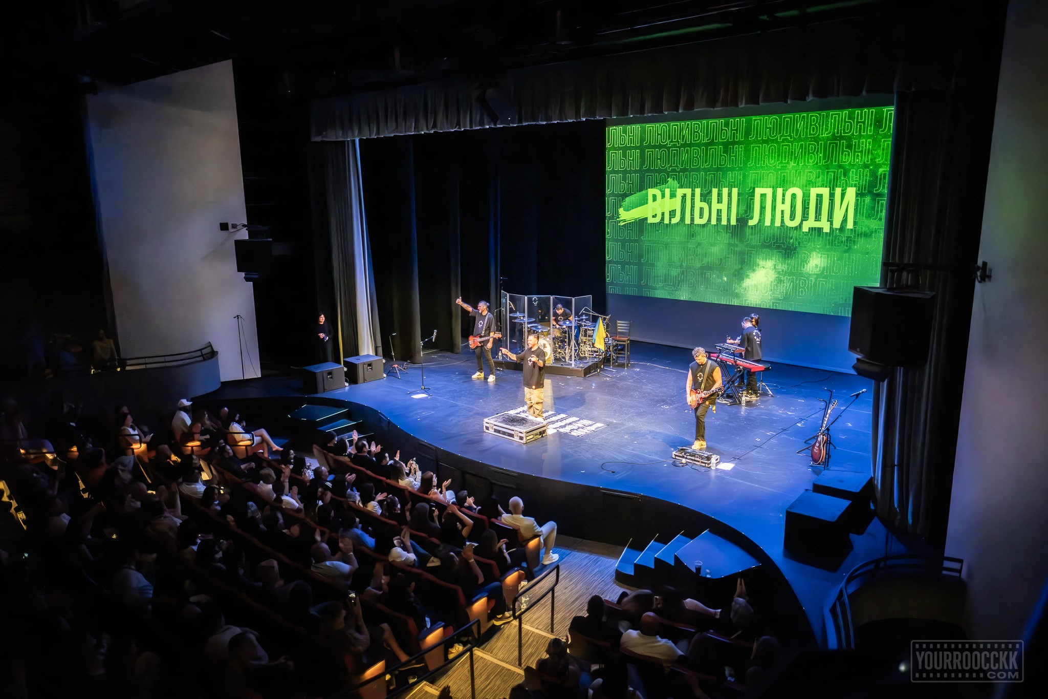 BEZ OBMEZHEN | SACRAMENTO. Reportage concert portrait photography in the San Francisco Bay Area