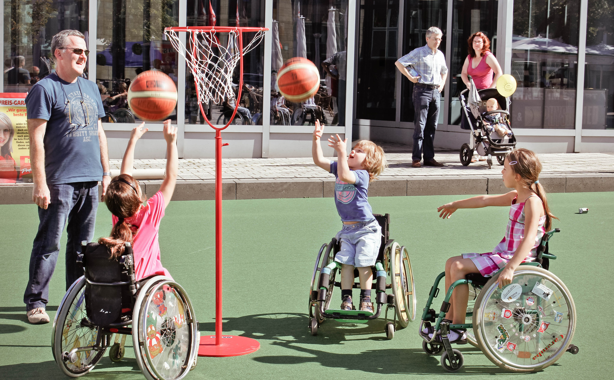 BEST OF. Стрит-фотография, полная абсурда, идиотизма и красоты