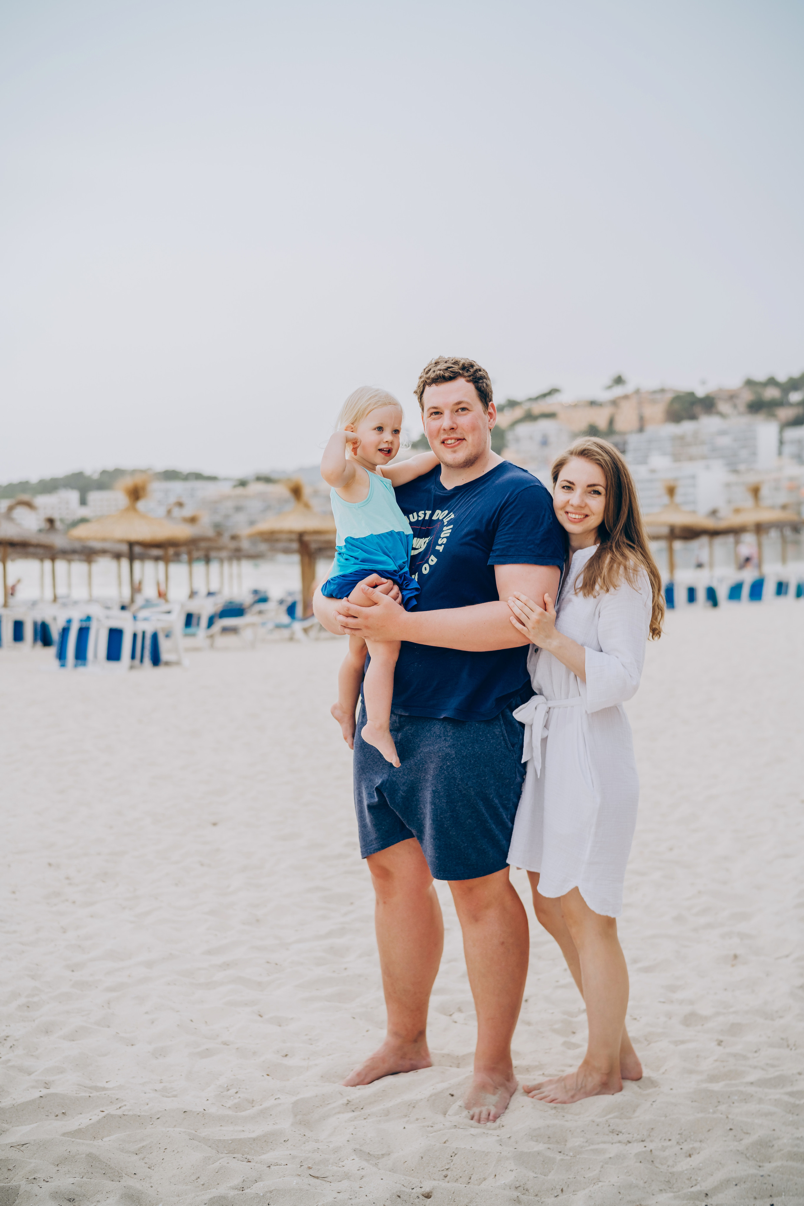 Family shooting on the beach. Фотограф у Пальма де Майорка