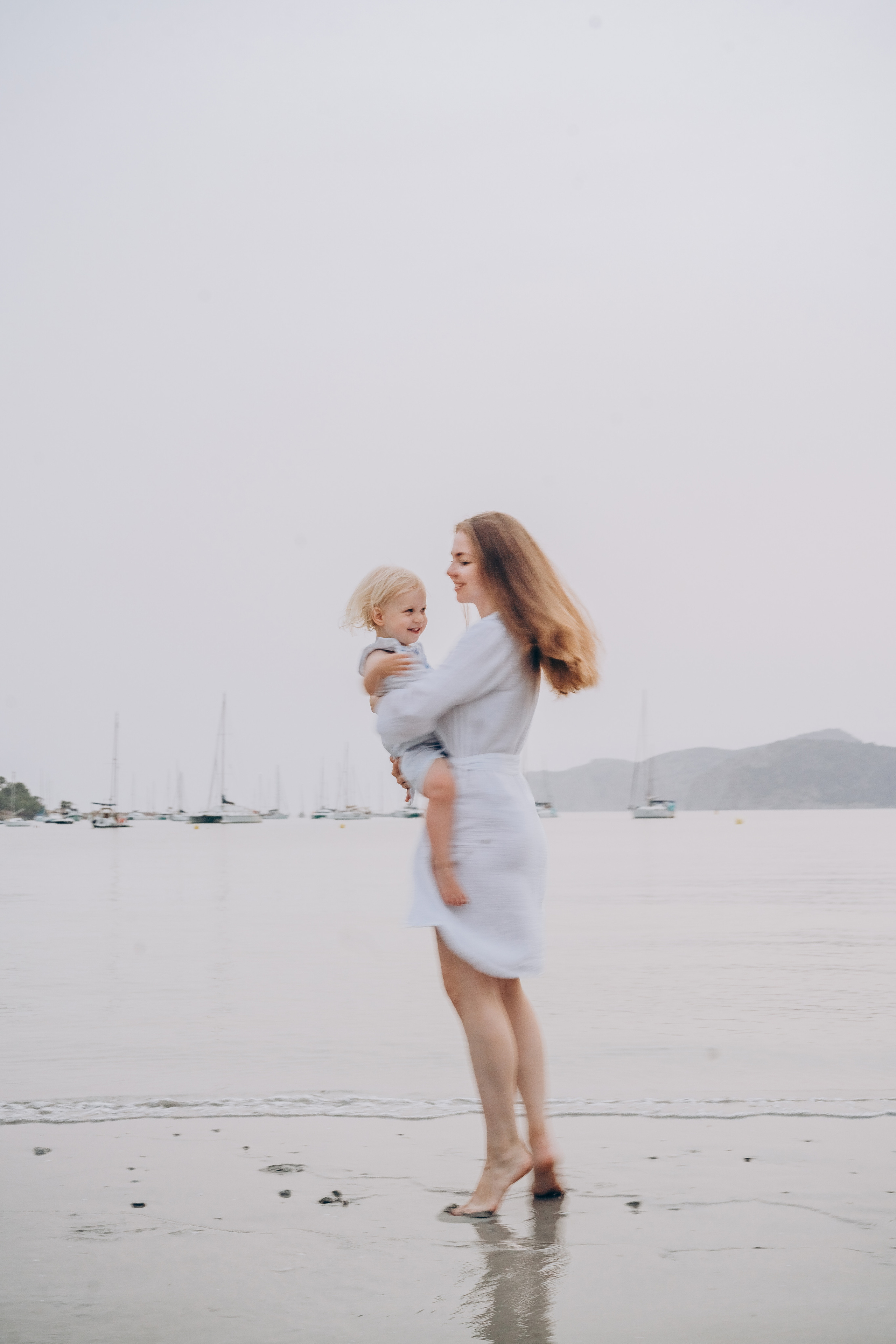 Family shooting on the beach. Фотограф у Пальма де Майорка
